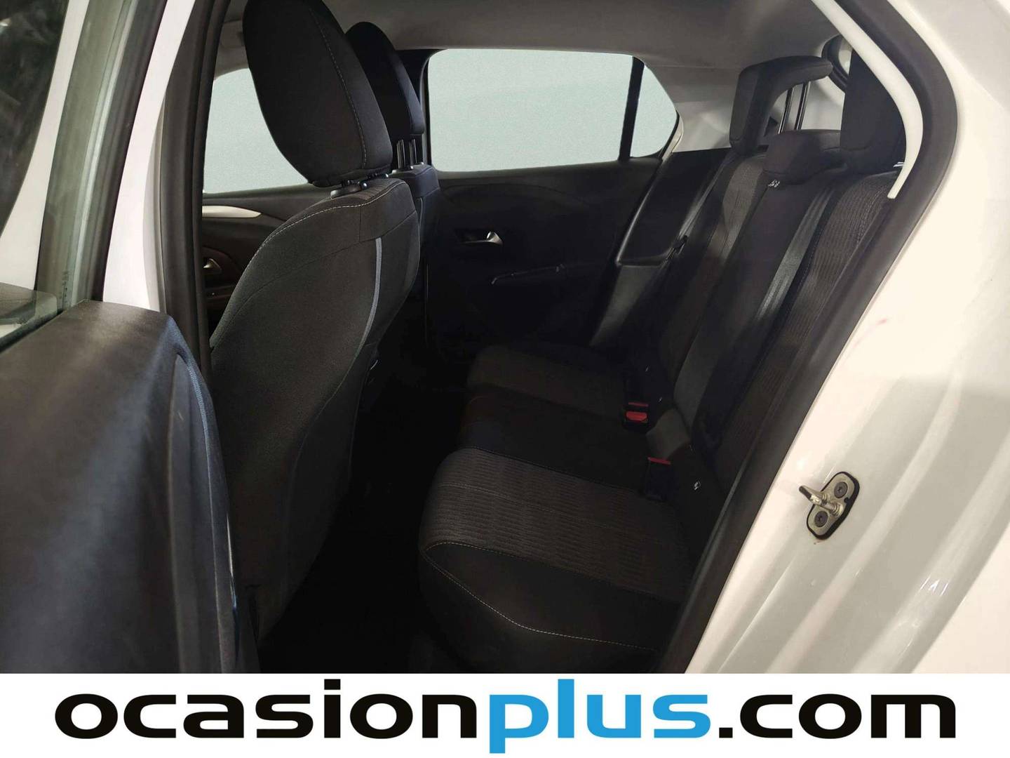 Foto asientos traseros Opel Corsa Opel Corsa 1.2 XEL Edition (75 CV)
