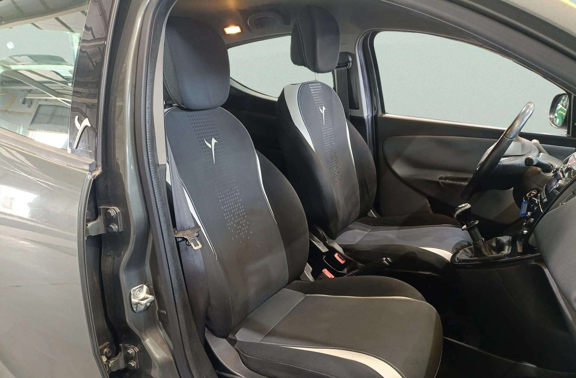 Lancia Ypsilon 1.2 Elefantino Evo II - foto 13