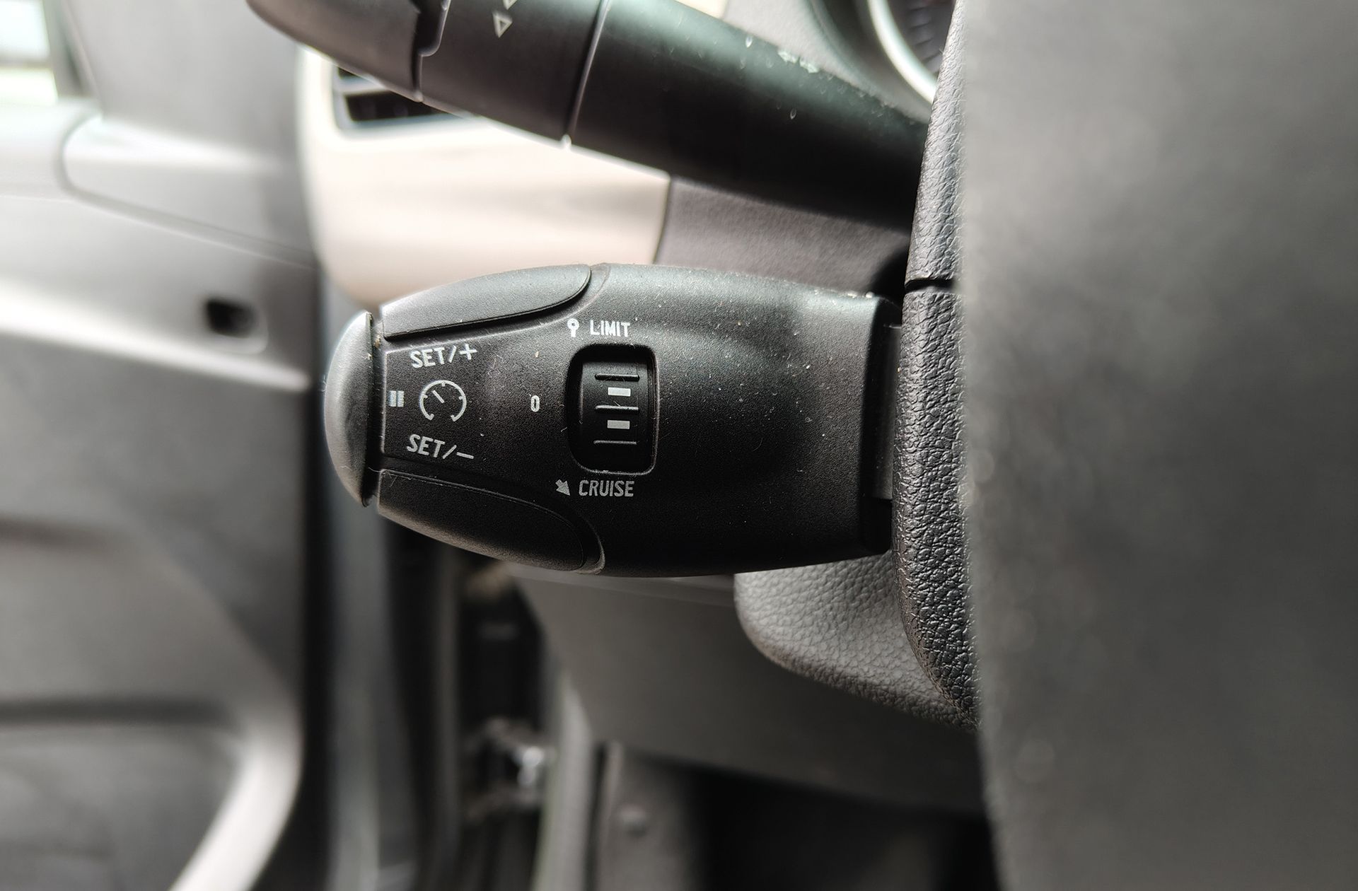 Citroën C-Elysée HDi 90 Seduction - foto 22