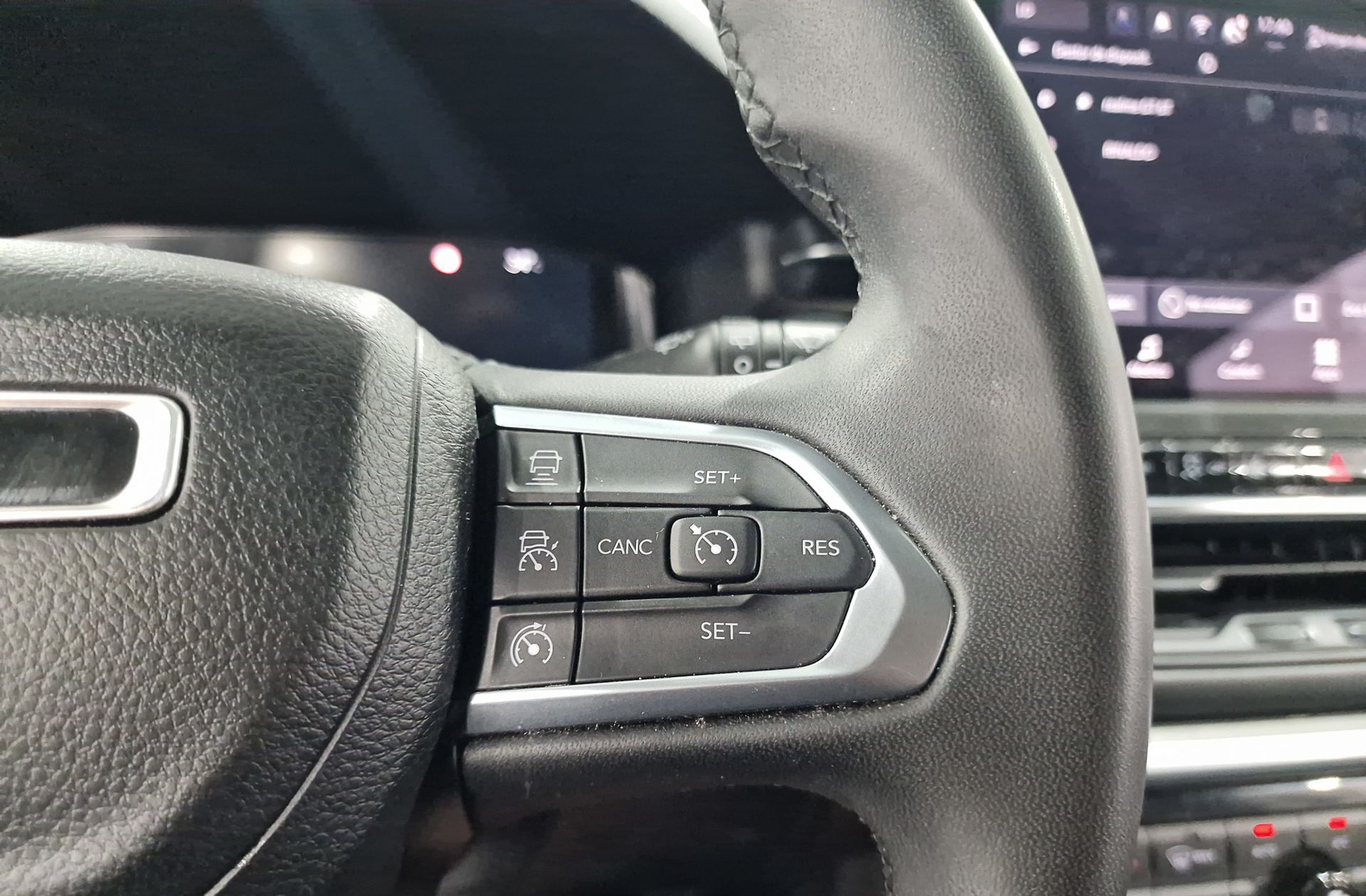 Jeep Compass 1.6 MultiJet Limited 4x2 - foto 28