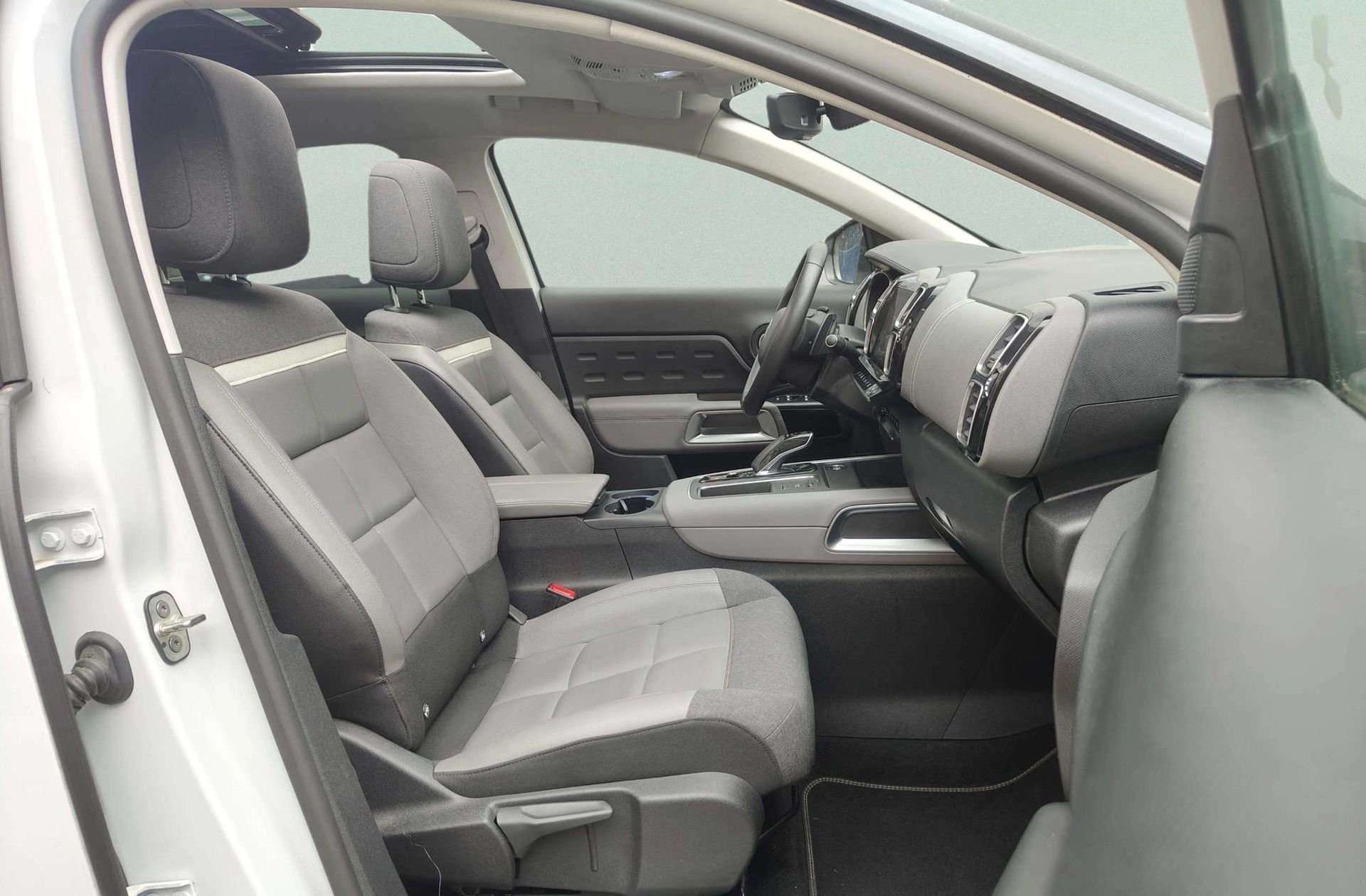 Citroën C5 Aircross 225 Shine Pack e-EAT8 - foto 26