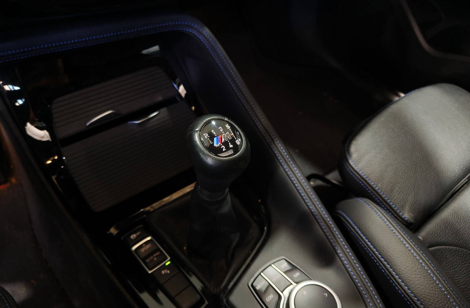 BMW X2 sDrive18i Pack M - foto 6