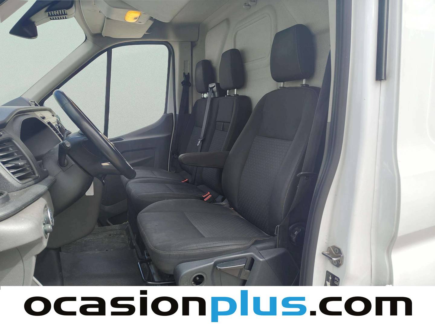 Foto asientos delanteros Ford Transit Ford Transit 350 L3H2 Trend (130 CV)