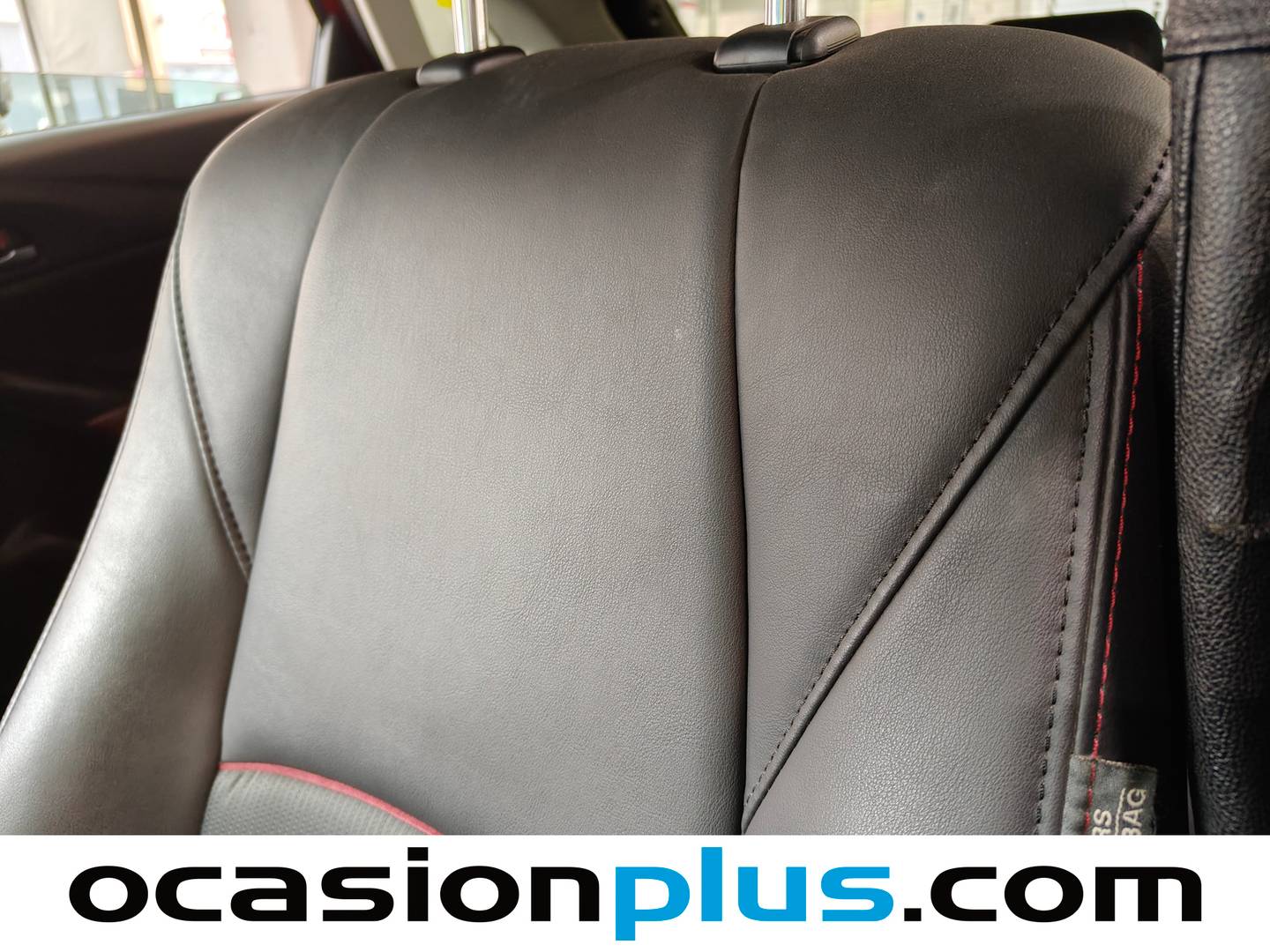 Extras y acabados del Mazda CX-3 Mazda CX-3 1.5 DE SKYACTIV Luxury 2WD (105 CV)