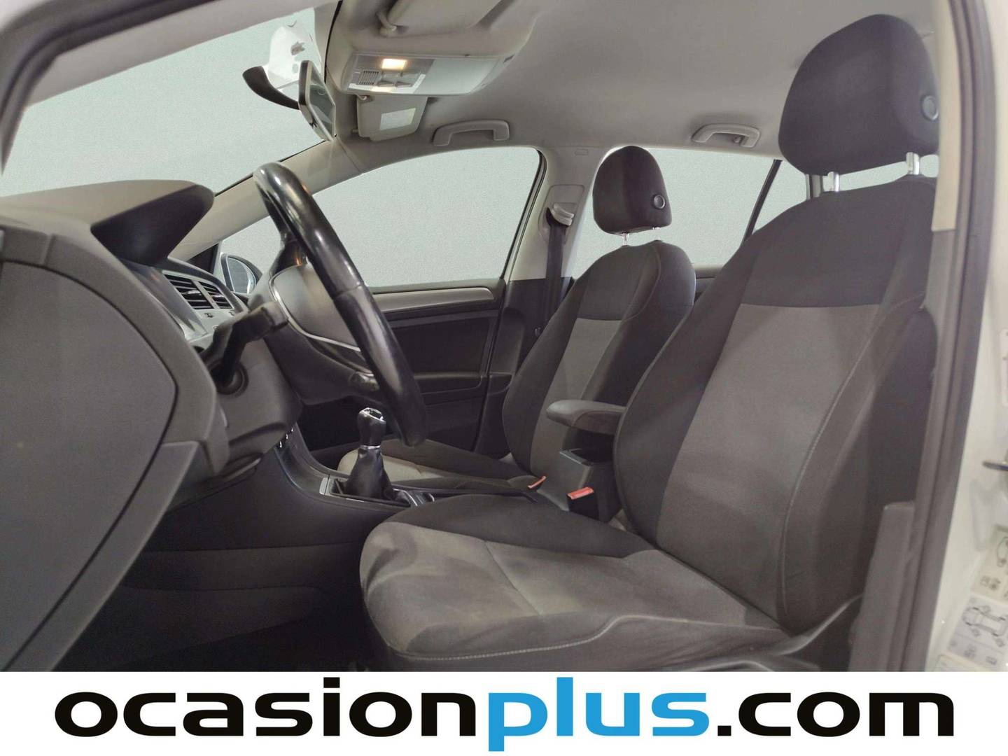 Foto asientos delanteros Volkswagen Golf Volkswagen Golf Special Edition 1.2 TSI BMT (110 CV)