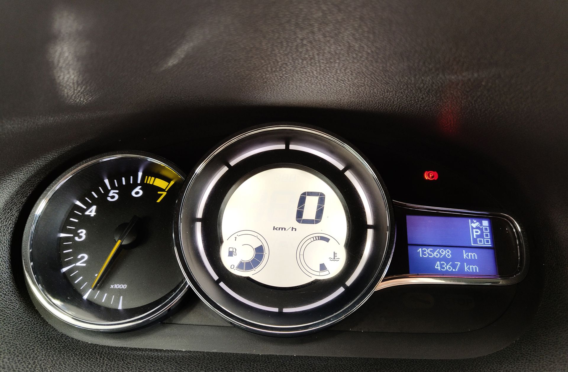Renault Mégane Sport Tourer Bose Energy TCe EDC - foto 23