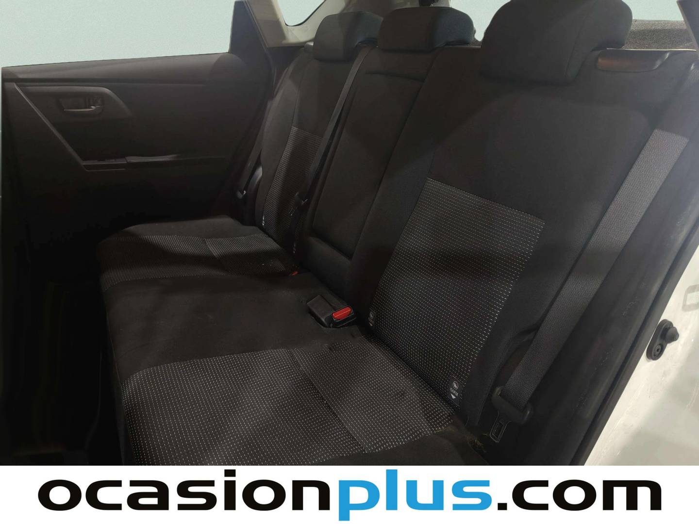 Foto asientos traseros Toyota Auris Toyota Auris 130 Active (132 CV)