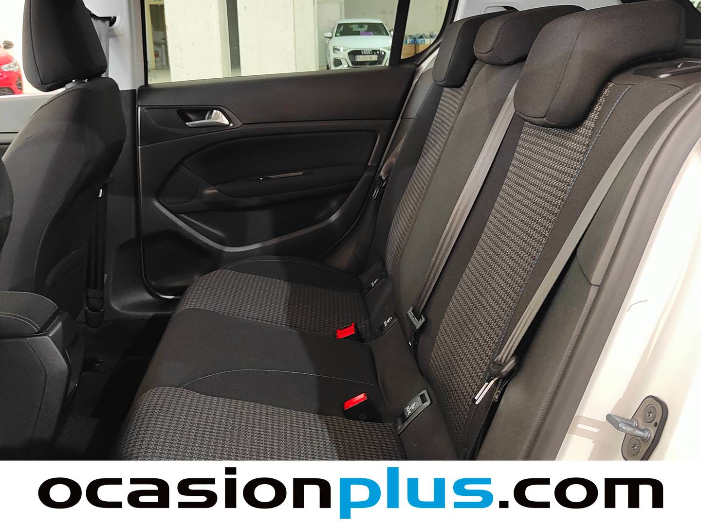 Foto asientos traseros Peugeot 308 Peugeot 308 BlueHDi 100 Style (100 CV)