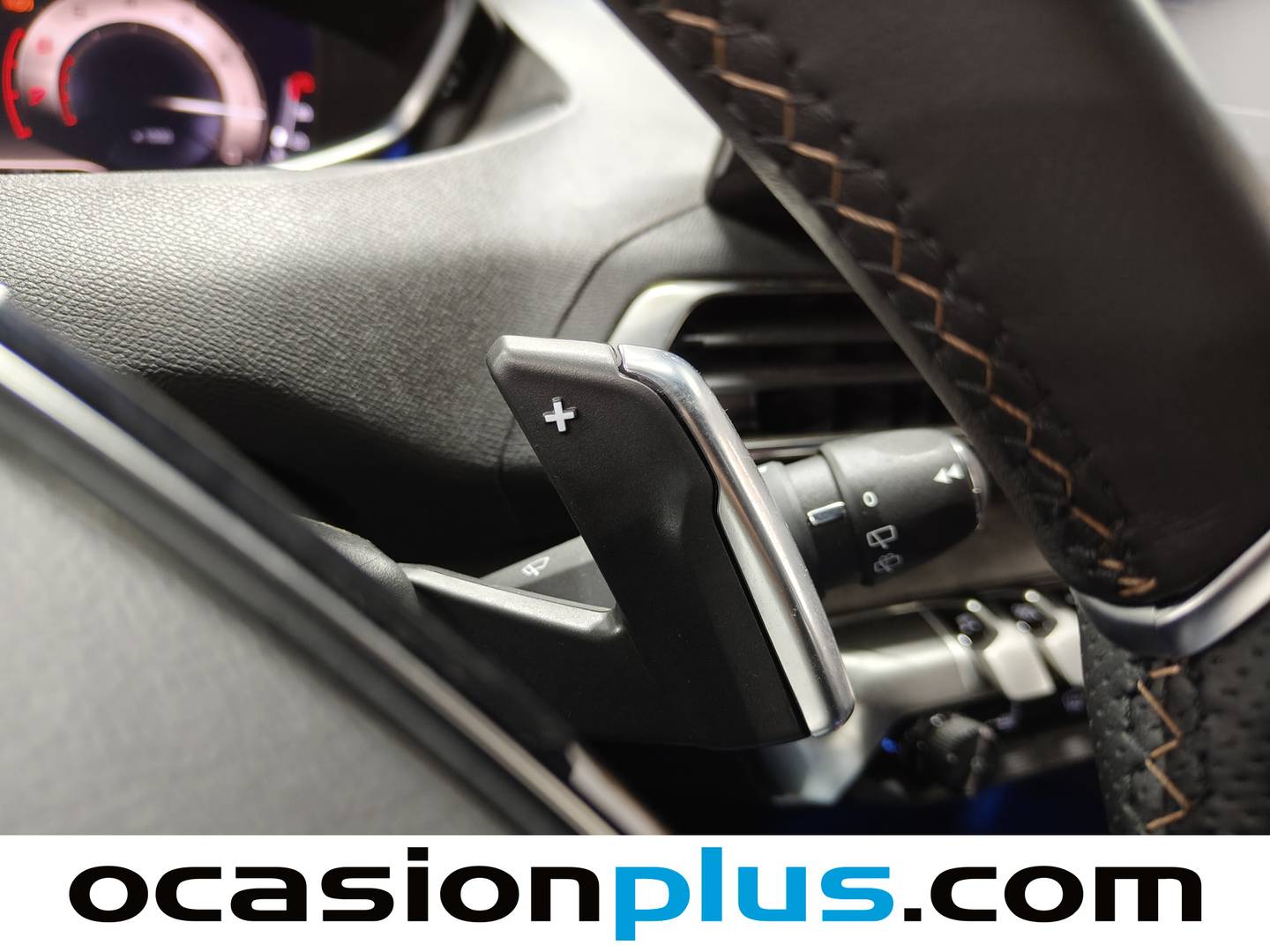 Foto Peugeot 3008 Peugeot 3008 PureTech 130 S&S GT EAT8 (130 CV)