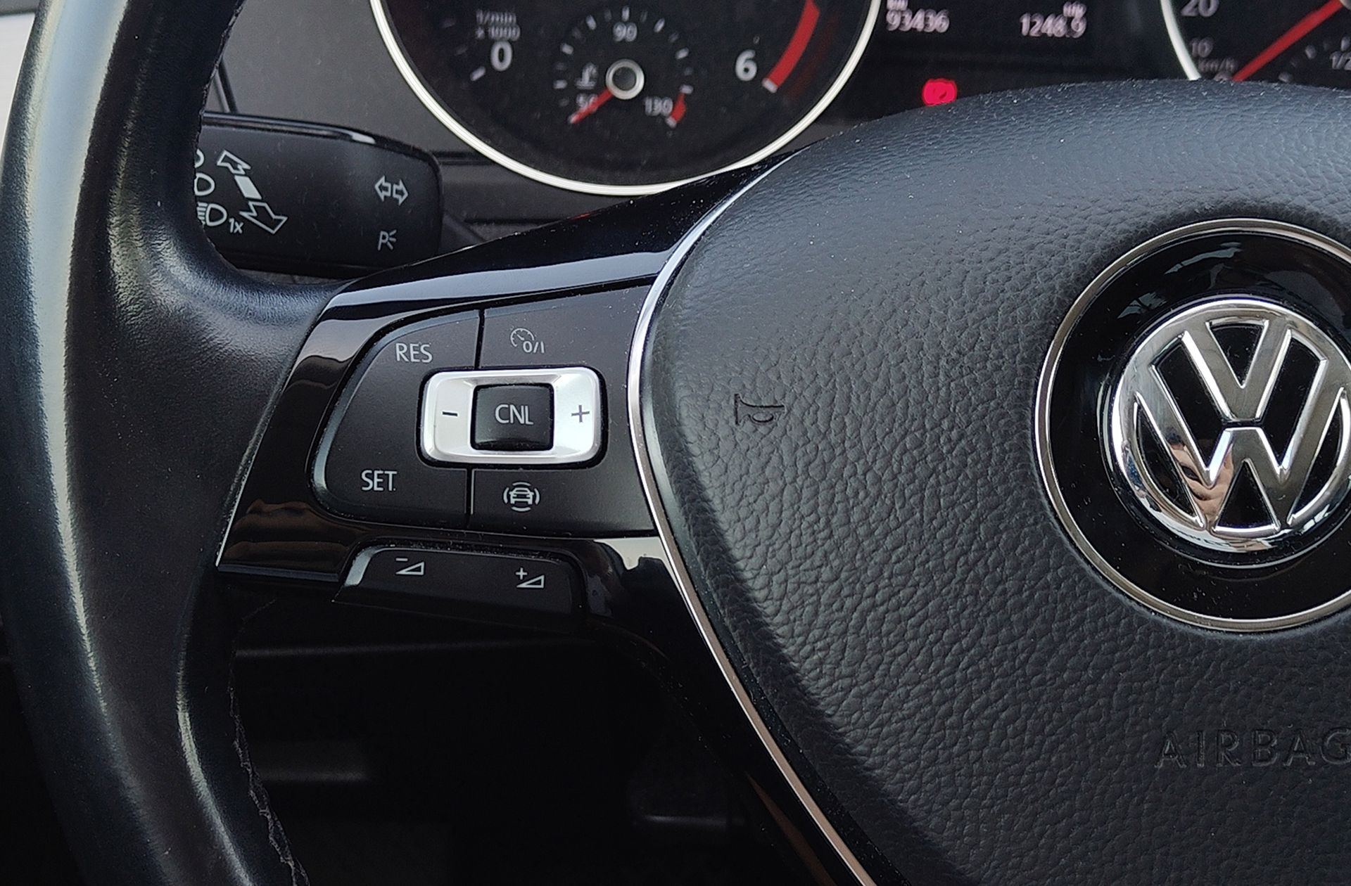 Volkswagen Passat Edition 2.0 TDI - foto 24