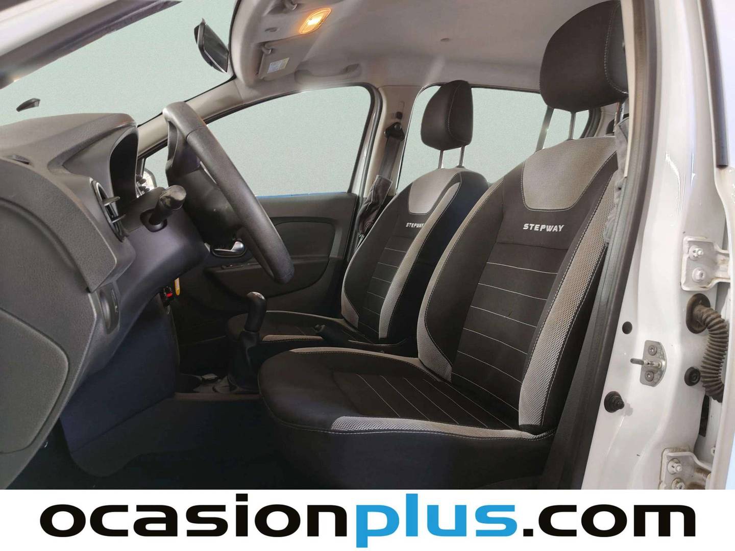 Foto asientos delanteros Dacia Sandero Dacia Sandero Stepway Essential TCe (90 CV)