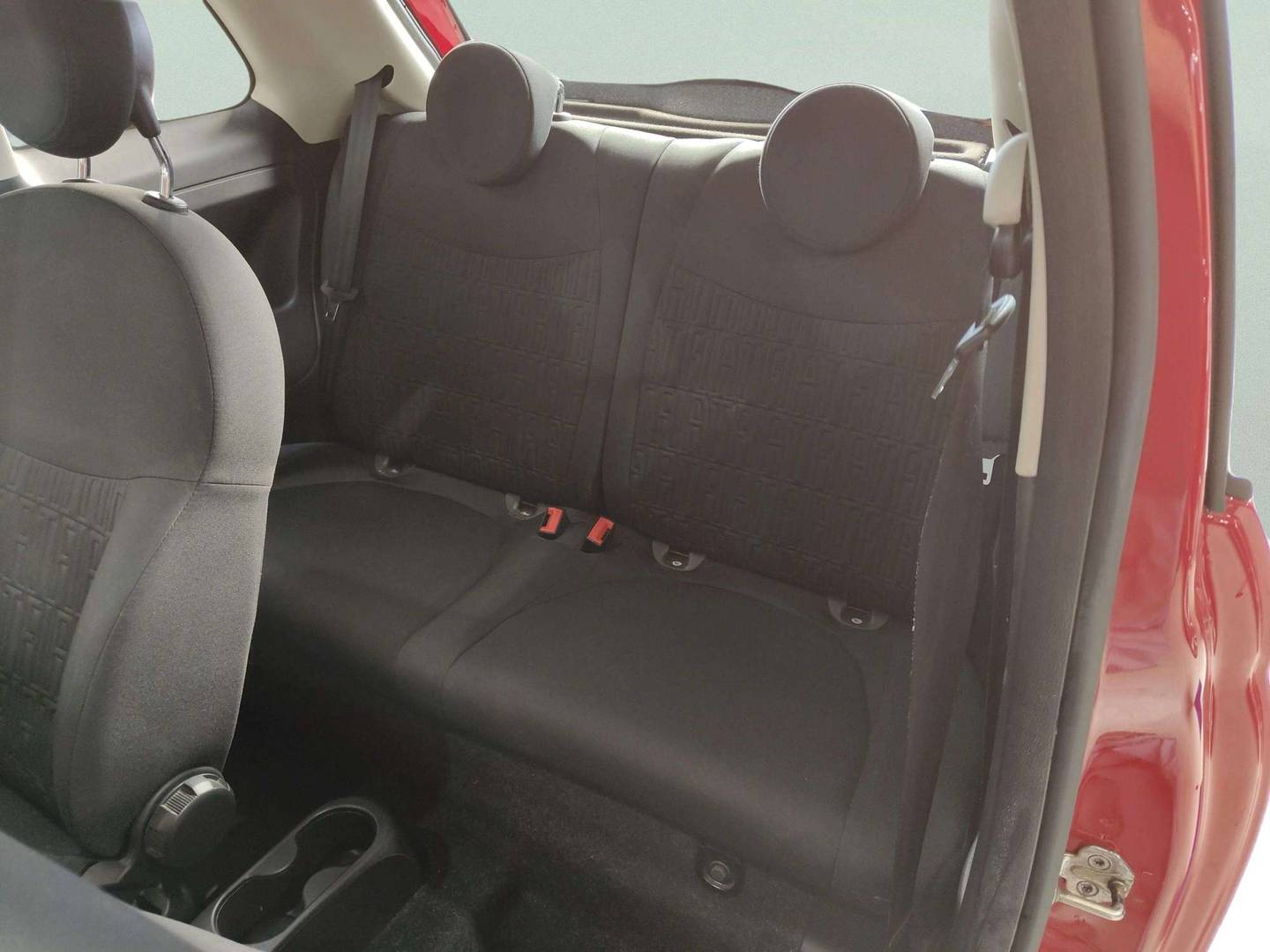 Foto asientos traseros Fiat 500 Fiat 500 1.0 Hybrid Dolcevita (70 CV)