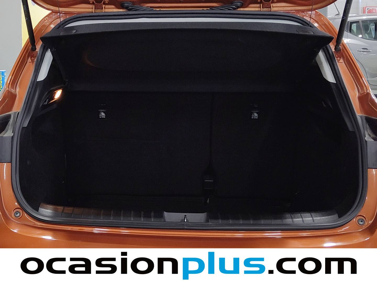 Fotos maletero Fiat Tipo Fiat Tipo 1.0 Cross (100 CV)