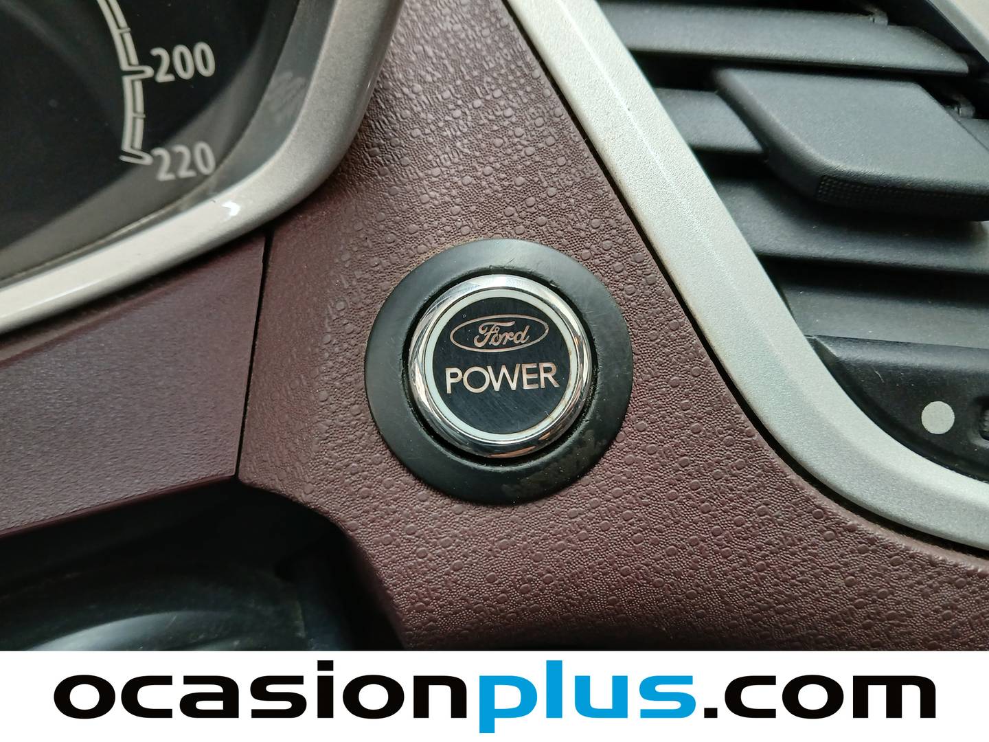 Equipamiento del Ford Fiesta Ford Fiesta 1.4 Titanium (96 CV)