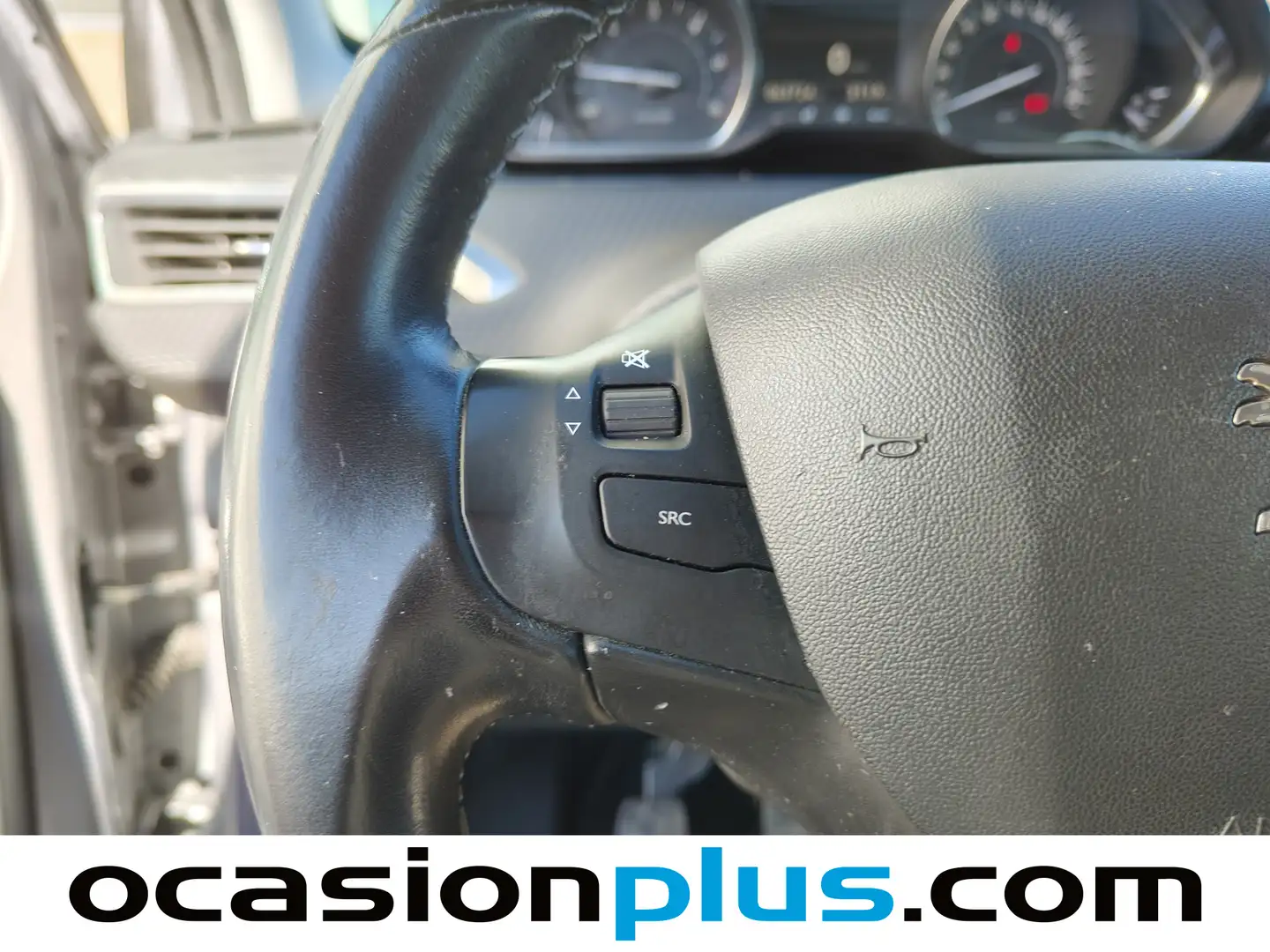 Foto Peugeot 2008 Peugeot 2008 BlueHDi 100 Allure (100 CV)