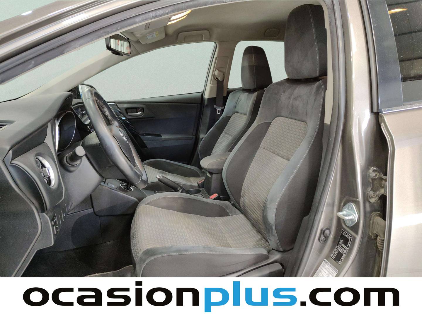 Foto Toyota Auris Toyota Auris 140H Hybrid Touring Sports Feel! Edition (136 CV)