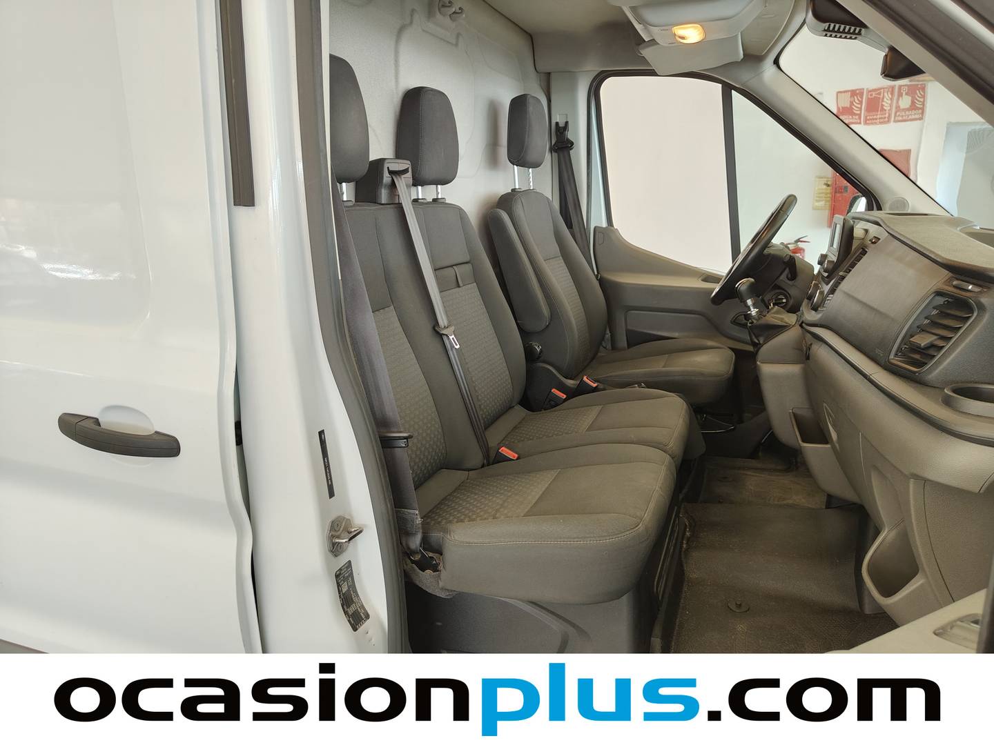 Foto Ford Transit Ford Transit 350 MHEV L3H2 Trend FWD  (130 CV)