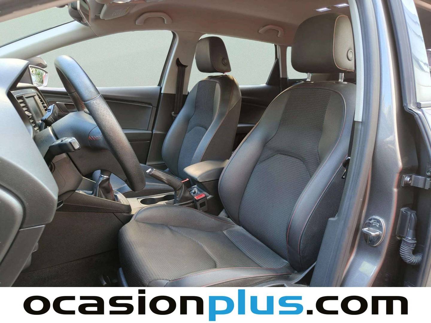 Foto asientos delanteros Seat León Seat León ST 2.0 TDI S&S FR (150 CV)