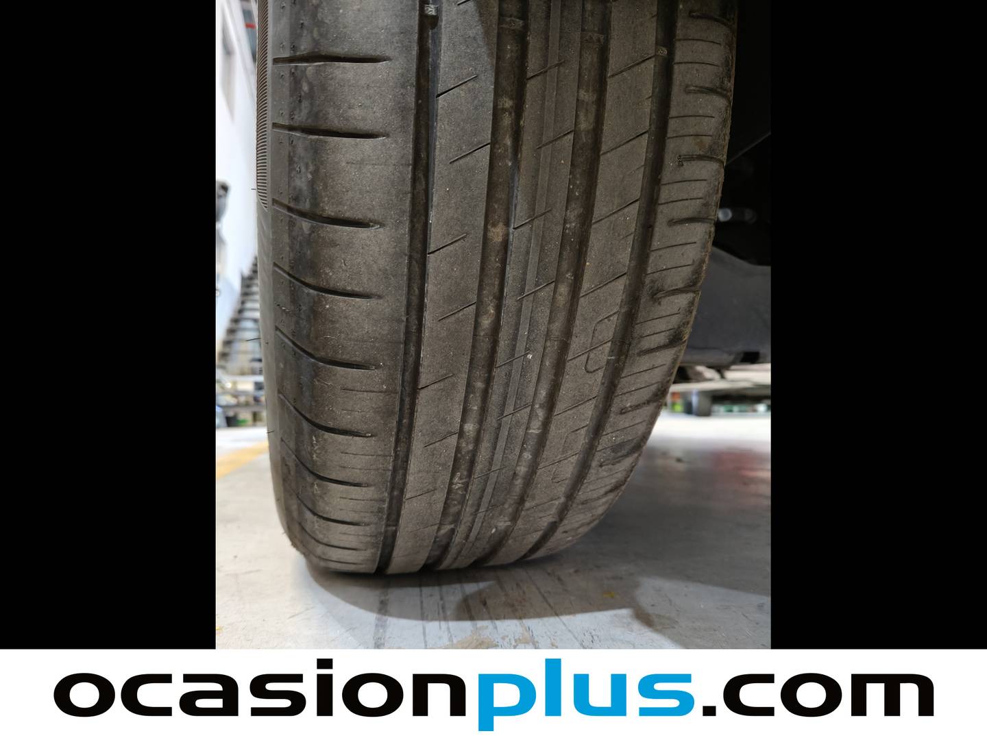 Foto Peugeot 408 Peugeot 408 Allure PHEV 180 e-EAT8 (181 CV)