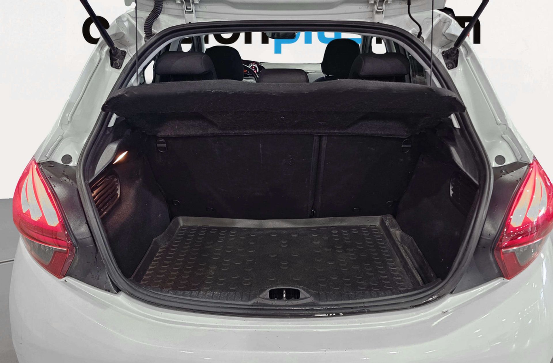 Peugeot 208 BlueHDi 100 Tech Edition - foto 16