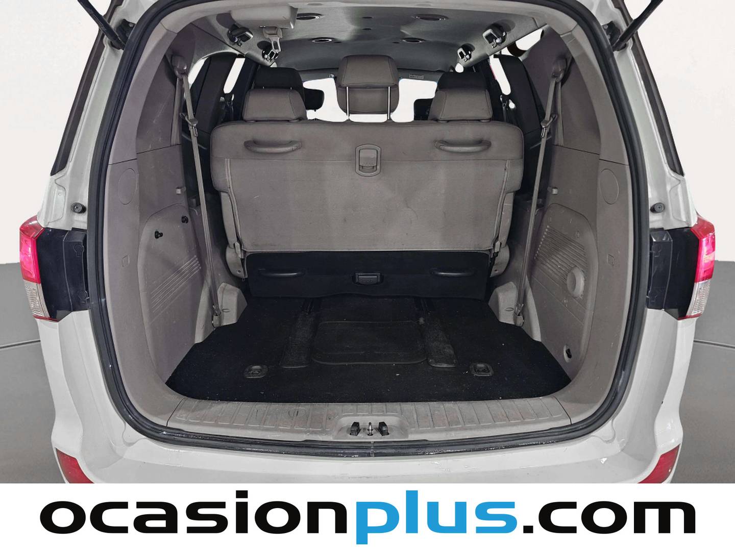 Fotos maletero SsangYong Rodius SsangYong Rodius D22T Premium Auto (178 CV) 7 PLAZAS