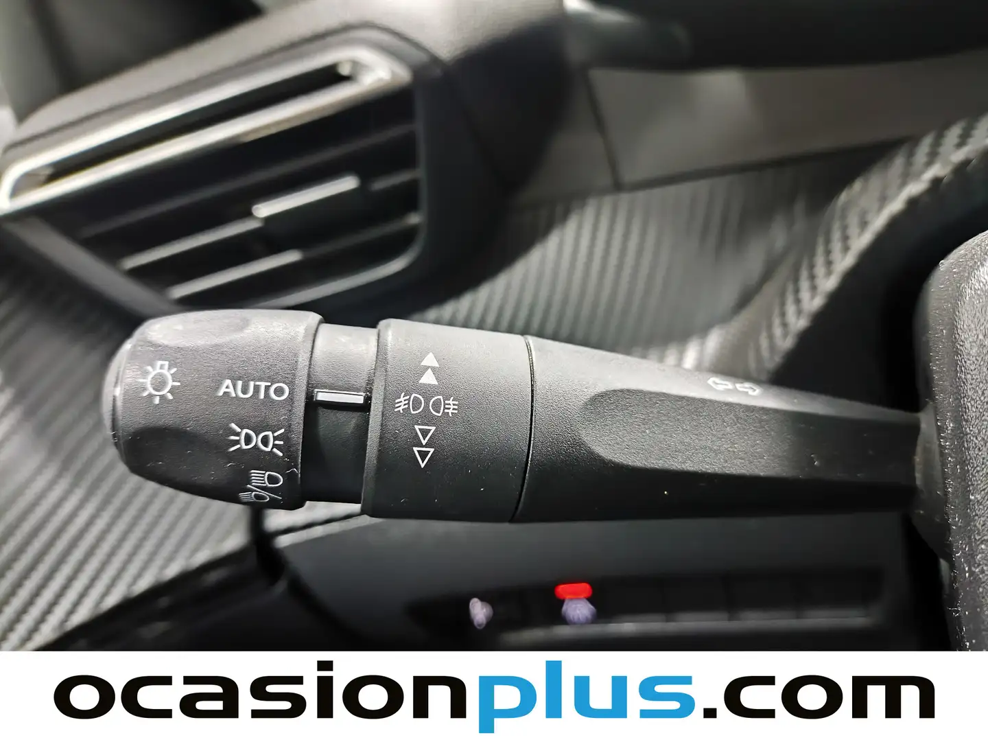 Foto Peugeot 2008 Peugeot 2008 PureTech 130 S&S Allure Pack (130 CV)