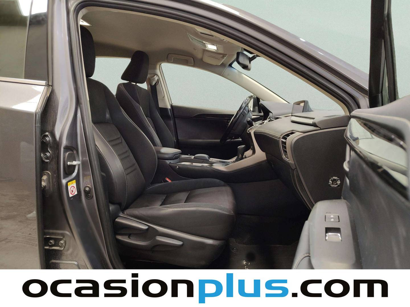 Lexus NX Lexus NX 300h Business 2WD (197 CV) km 0