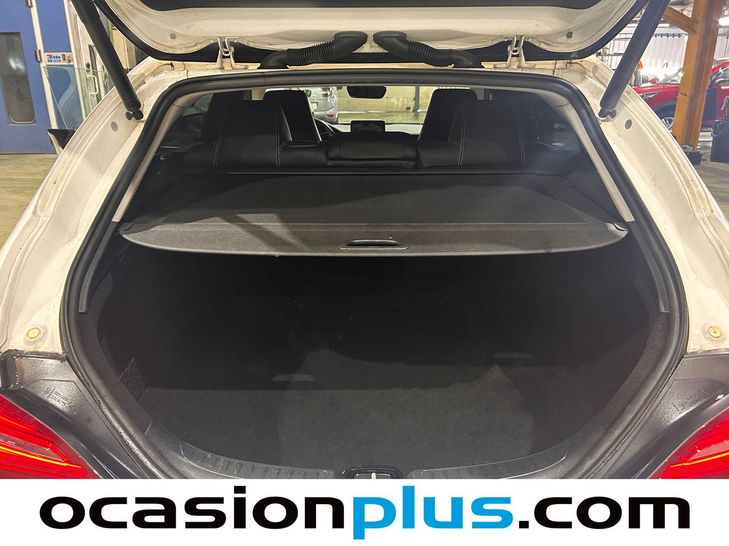 Fotos maletero Mercedes CLA Mercedes CLA Shooting Brake CLA 200 d (136 CV) Pack AMG