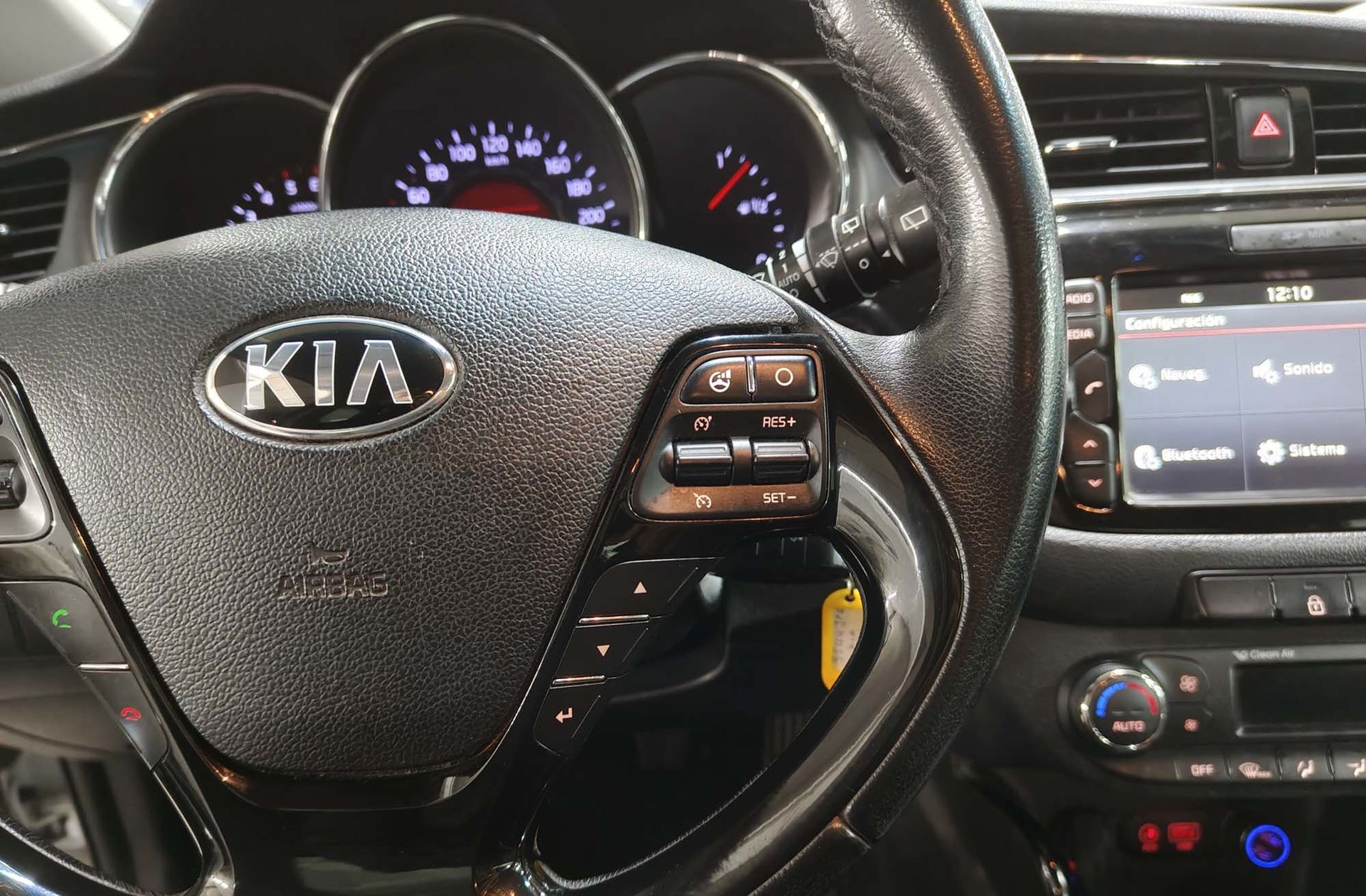 Kia Ceed 1.6 CRDi VGT x-Tech17 - foto 25