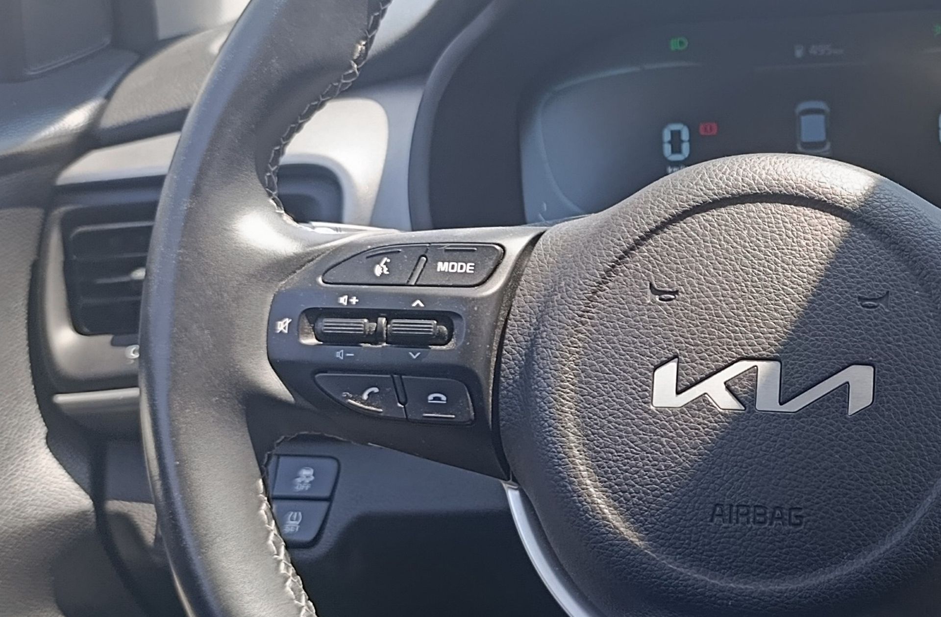 Kia Stonic 1.0 T-GDi MHEV Concept - foto 25