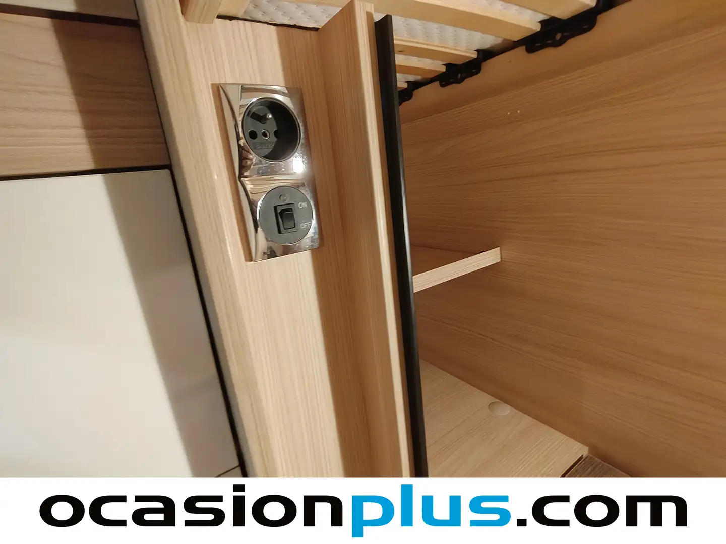 Foto Burstner BT5902 Burstner BT5902 TRAVEL VAN T-590 (150 CV)