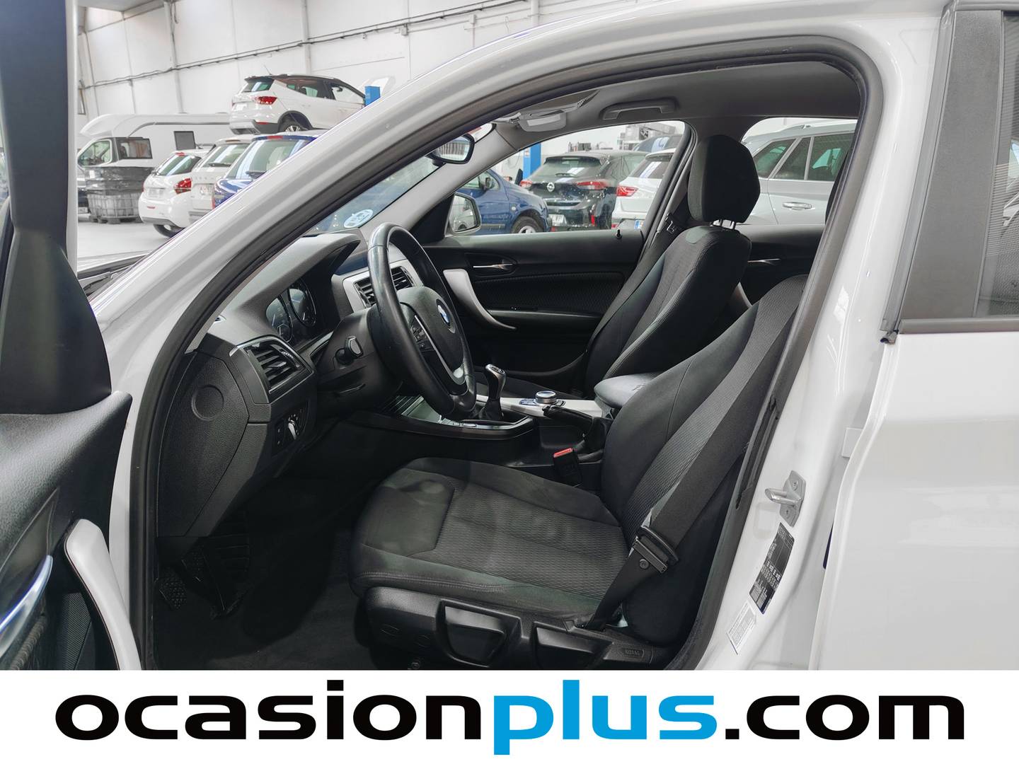 Foto asientos delanteros BMW Serie 1 BMW Serie 1 118d (150 CV)