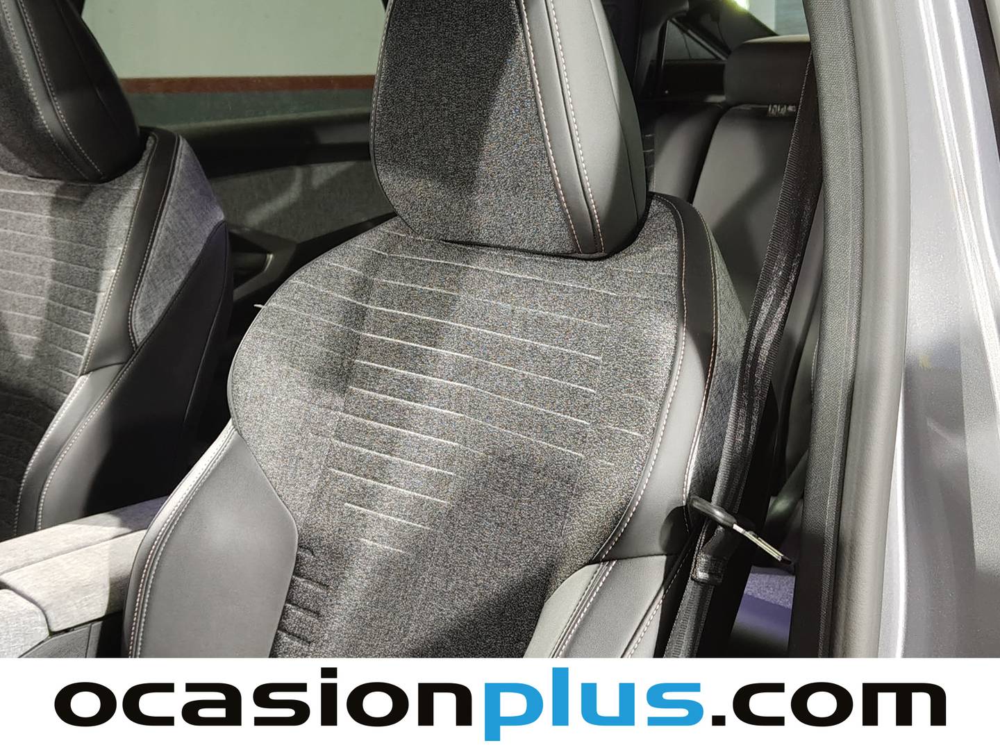 Extras y acabados del Peugeot 3008 Hybrid Peugeot 3008 Hybrid 145 Allure eDCS6 (145 CV)