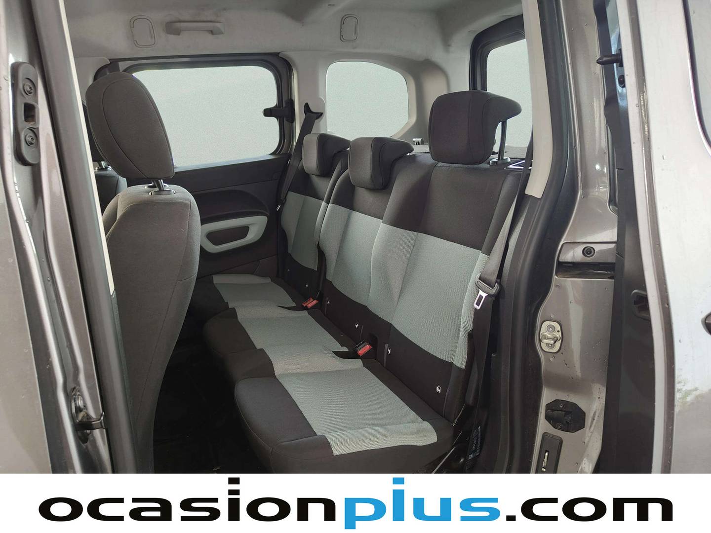 Foto asientos traseros Citroën Berlingo Citroën Berlingo Combi PureTech 110 S&S Talla M Feel (110 CV)