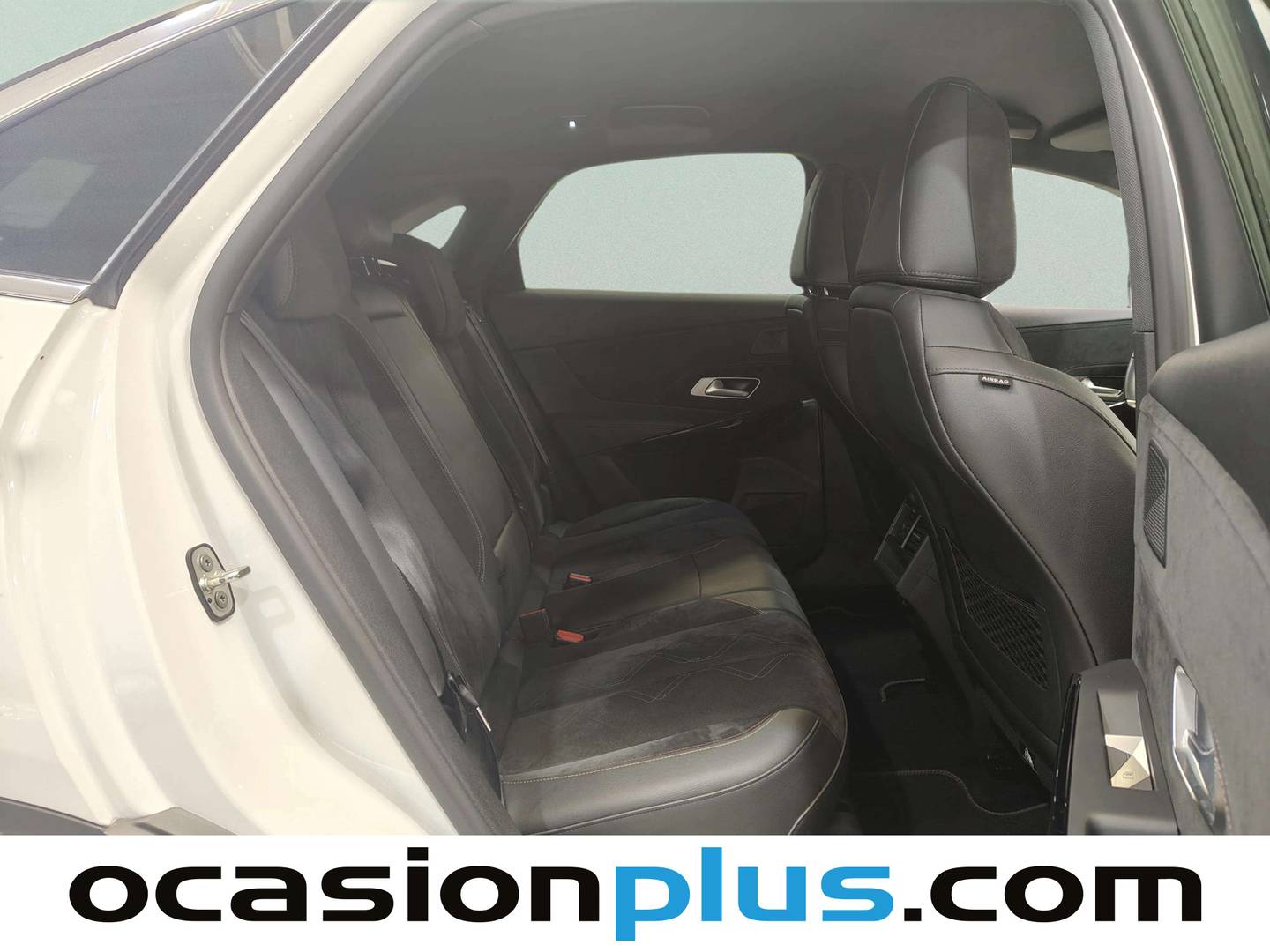 DS DS 7 Crossback DS DS7 Crossback BlueHDi 130 DE Performance Line AT (130 CV) automático