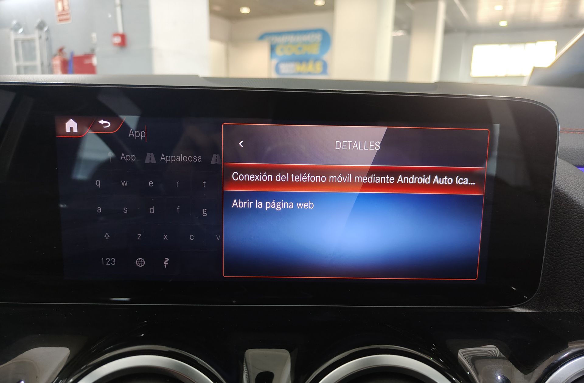 Mercedes-Benz EQA 300 4Matic Pack AMG - foto 9