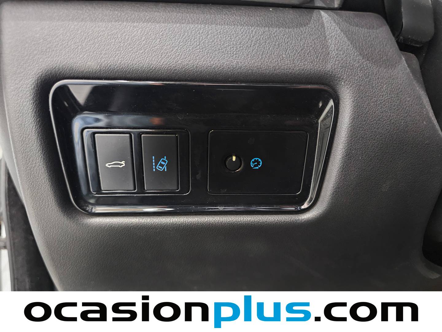 Equipamiento del Jaguar XE Jaguar XE 2.0 Diesel XE-Pure RWD (180 CV)