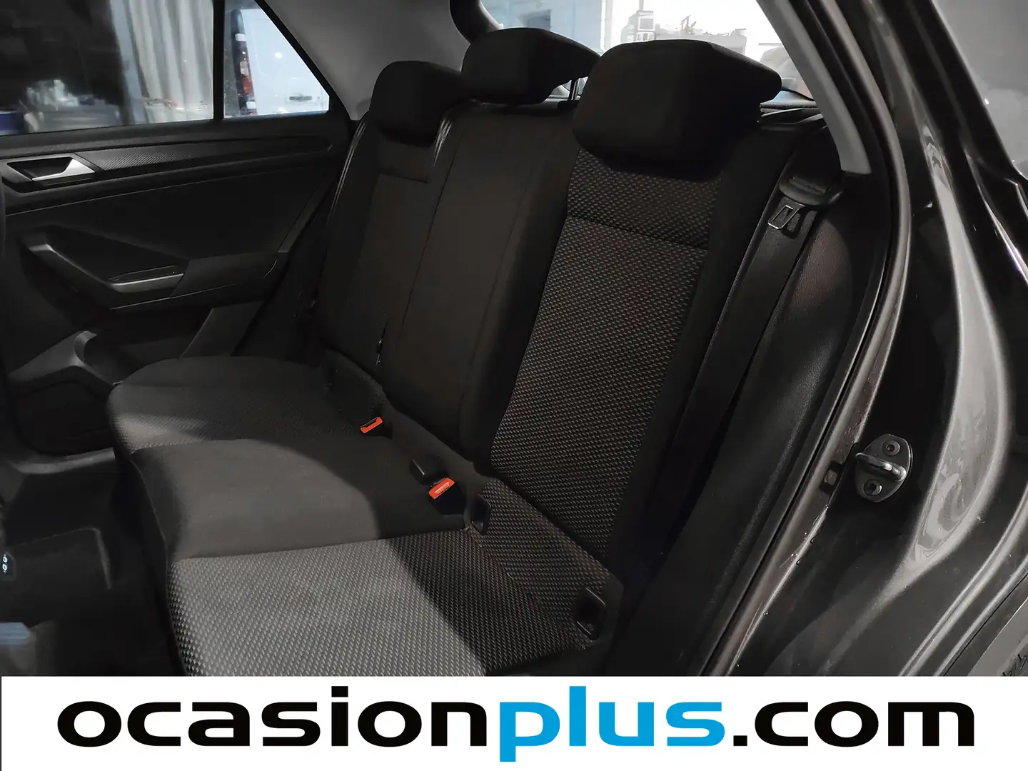 Foto Volkswagen T-Roc Volkswagen T-Roc Edition 1.6 TDI (115 CV)