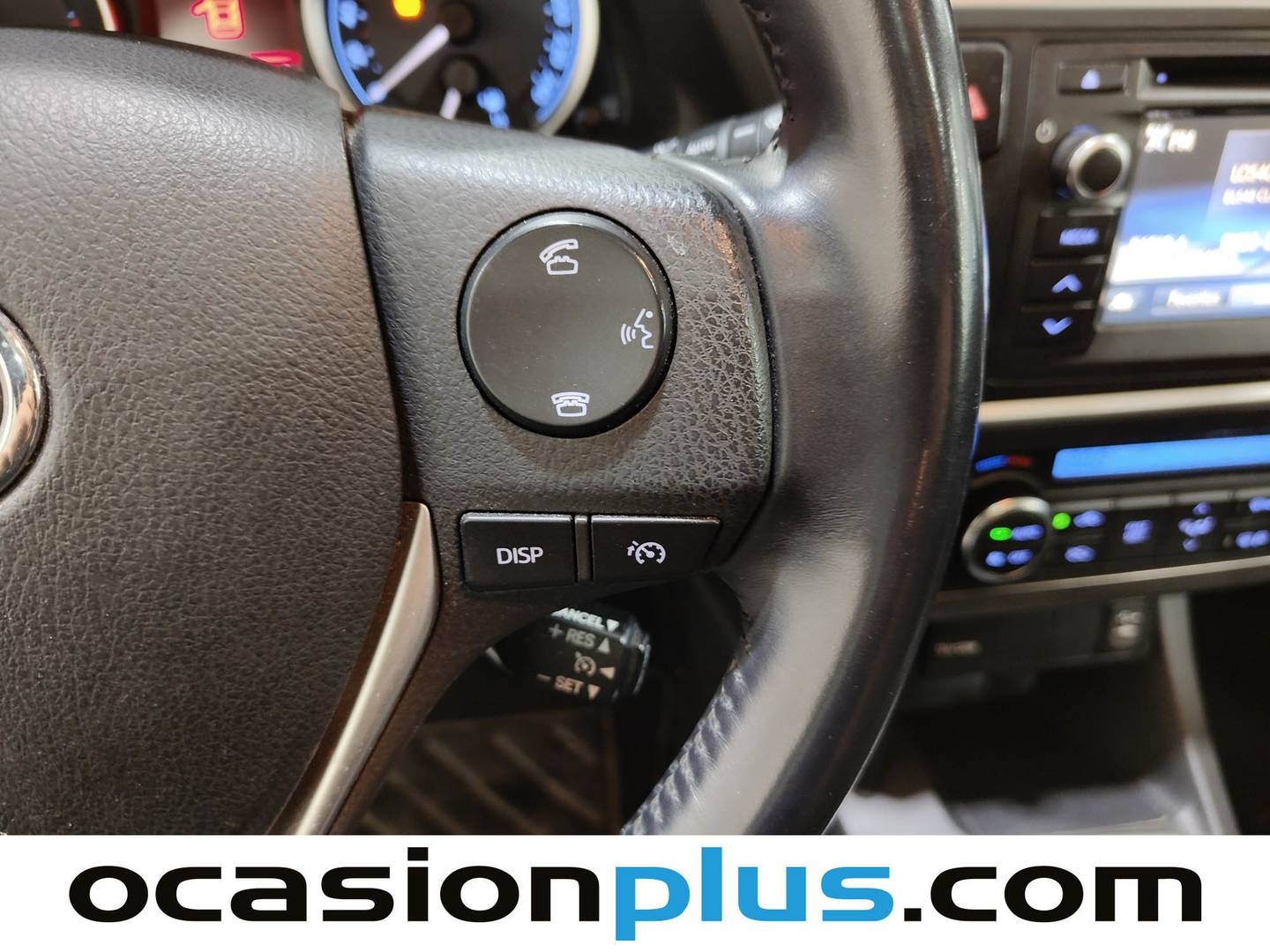 Acabados Toyota Auris Toyota Auris 130 Touring Sports Active (132 CV)