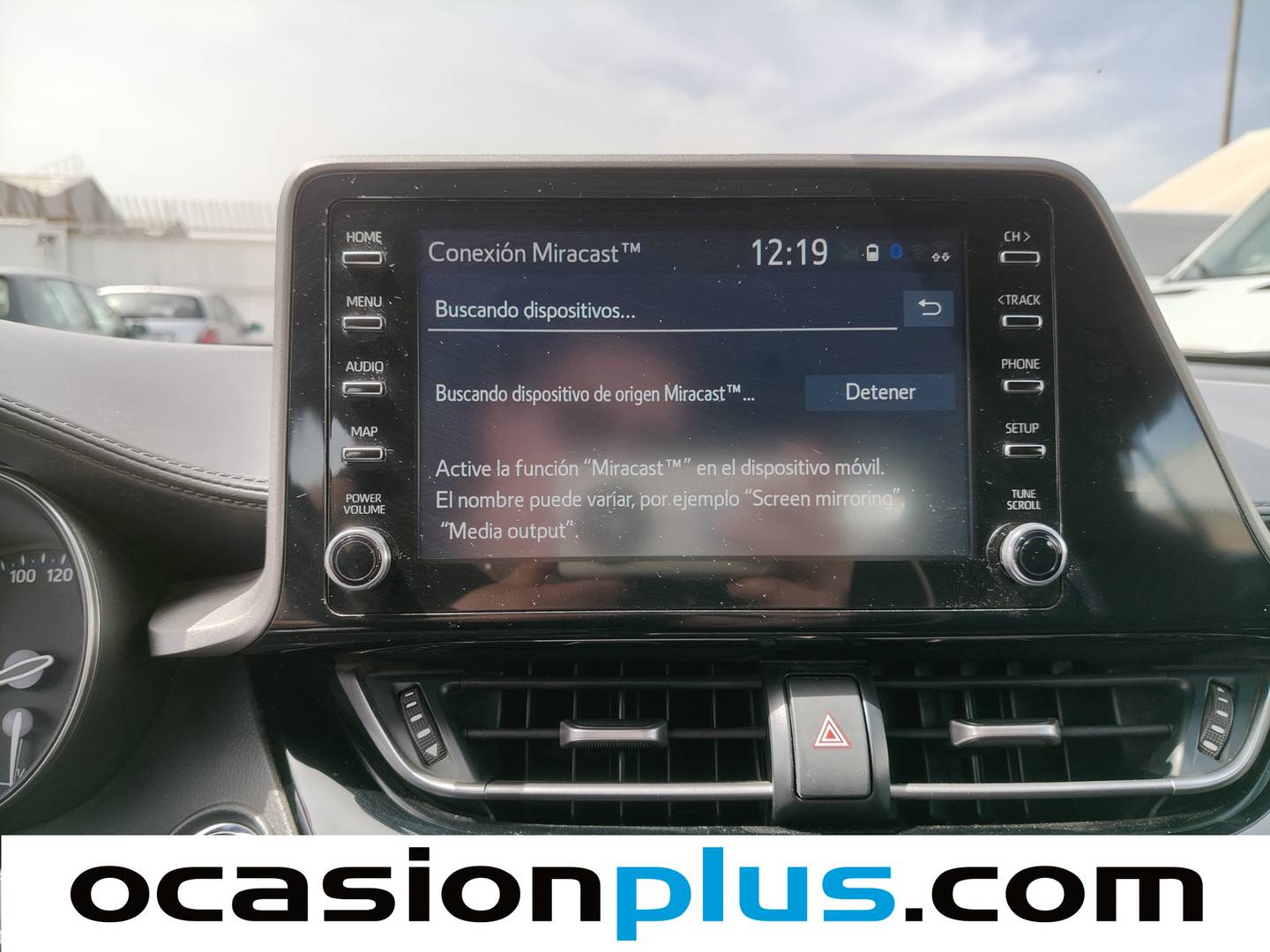 Extras y acabados del Toyota C-HR Toyota C-HR 1.8 125H Active (122 CV)