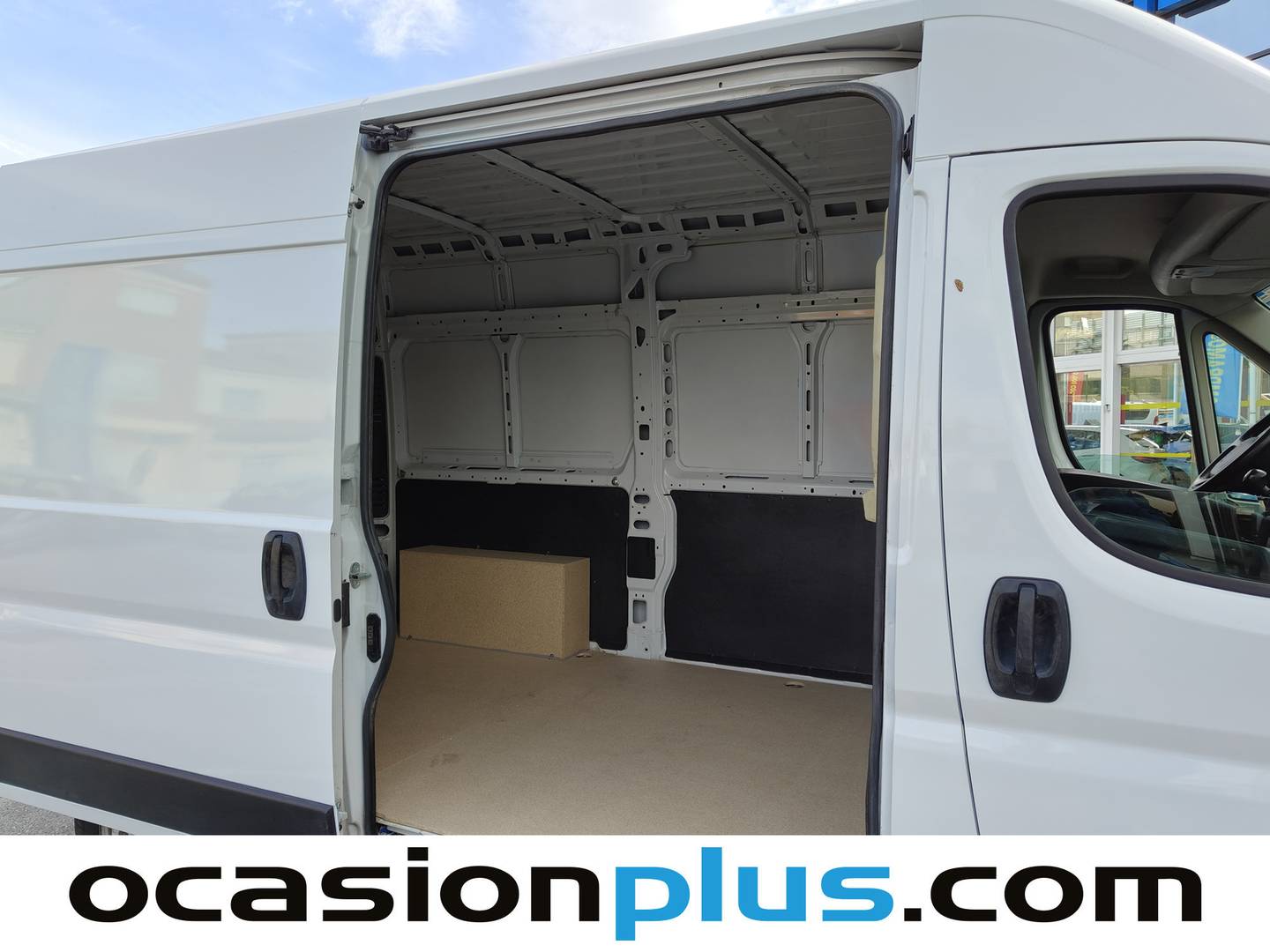 Foto Peugeot Boxer Peugeot Boxer Pack 335 L2 H2 BHDI (140CV) S&S