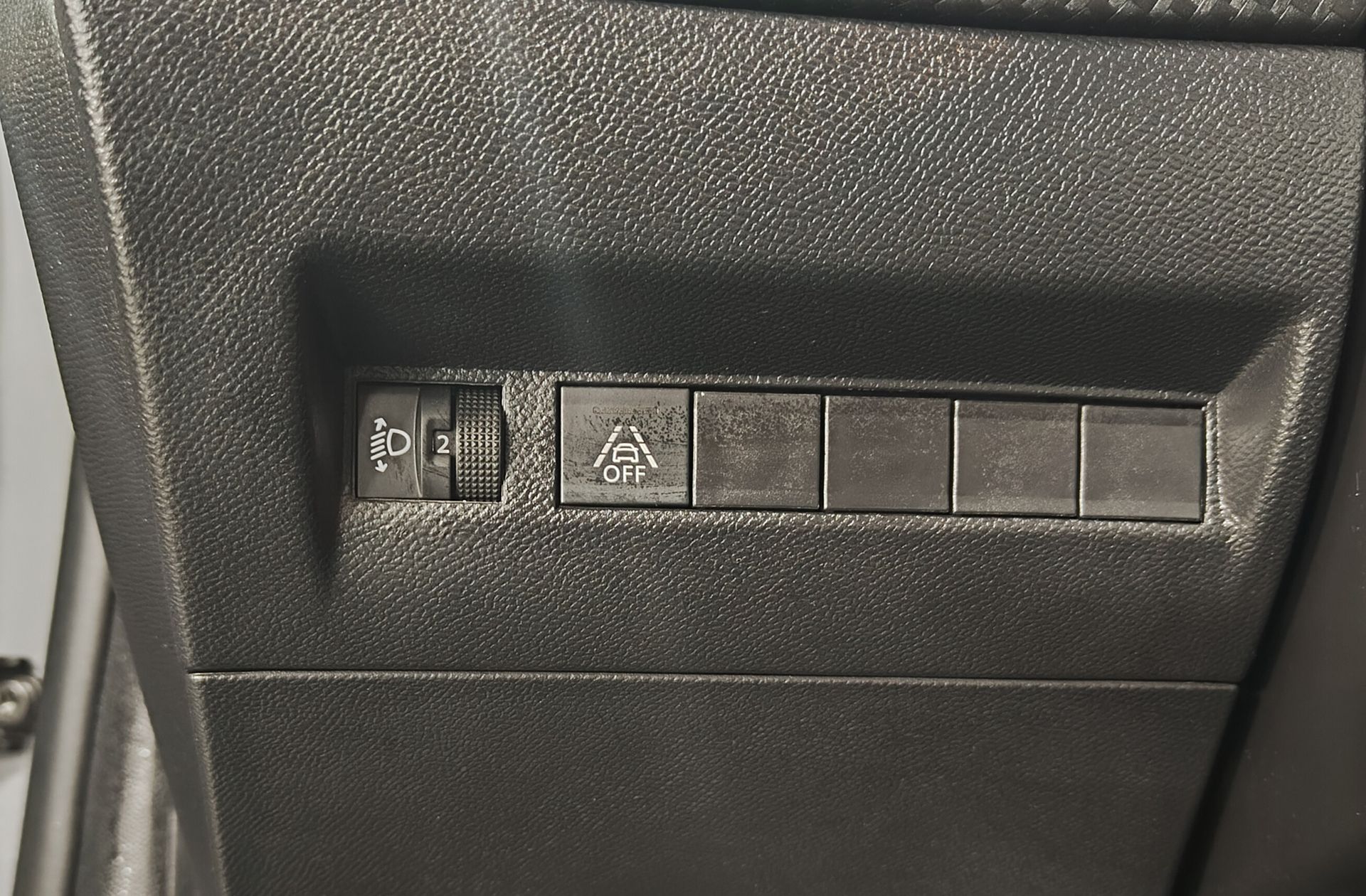 Peugeot 208 PureTech 100 Allure Pack - foto 10