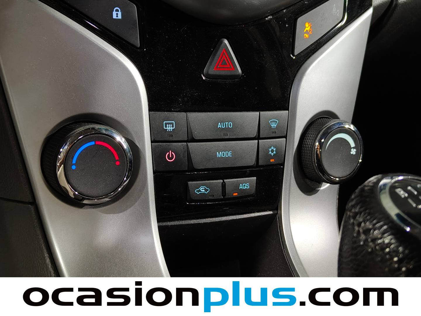 Equipamiento del Chevrolet Cruze Chevrolet Cruze 1.6 16V LS+ AA (113 CV)