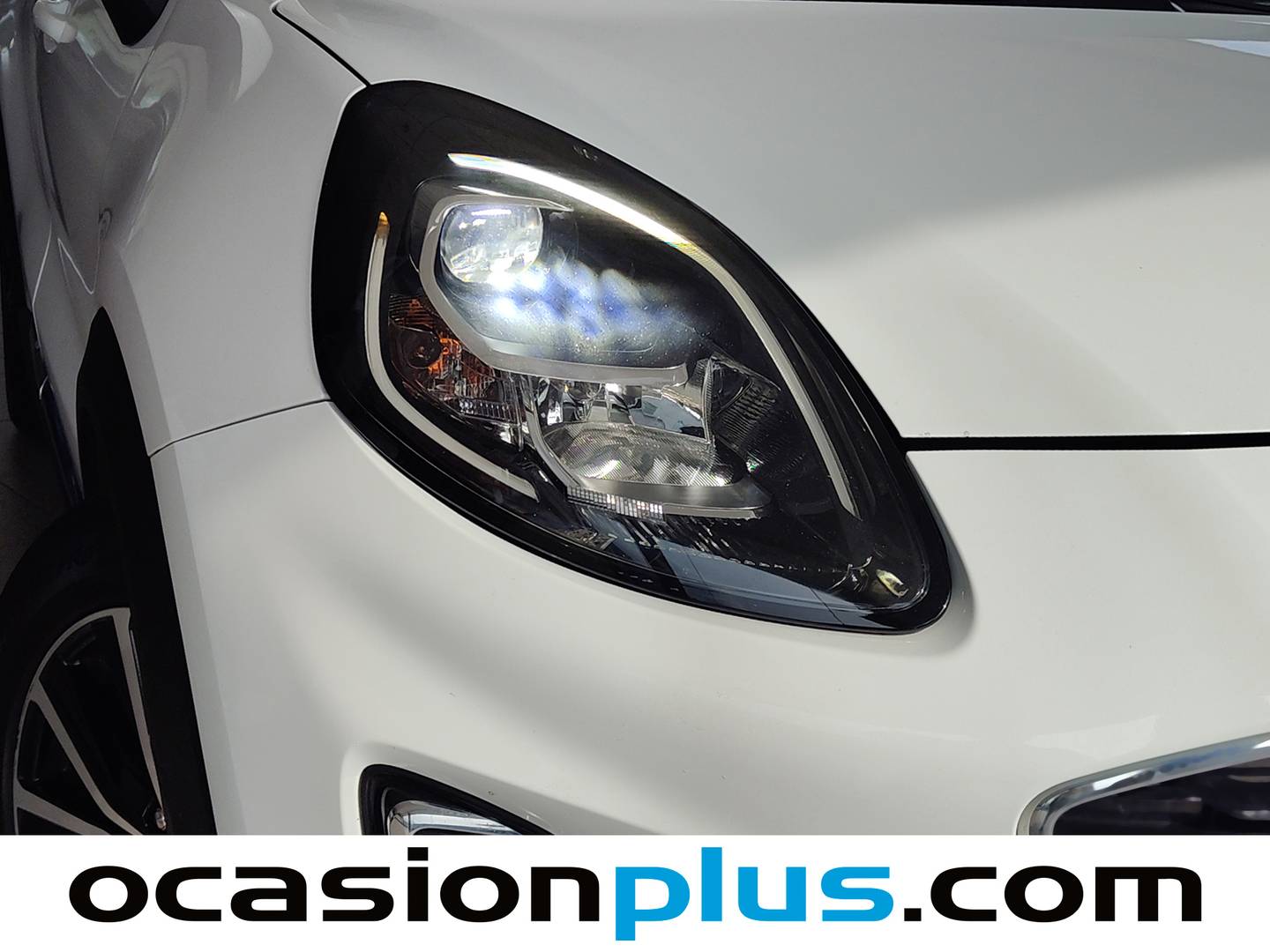 Acabados Ford Puma Ford Puma 1.5 Ecoblue Titanium (120 CV)