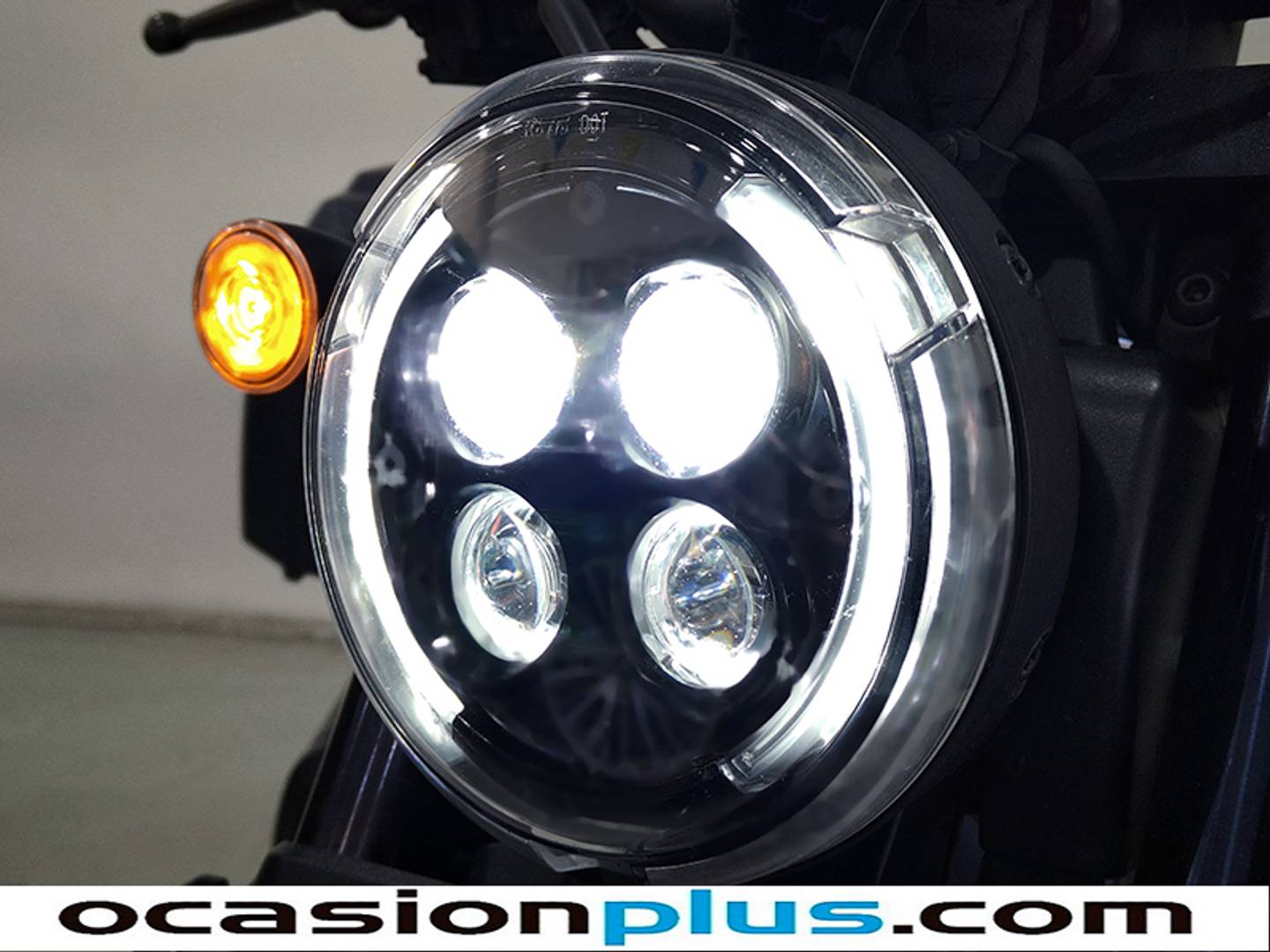 Foto Honda CMX1100 REBEL Honda CMX1100 REBEL (35 KW)