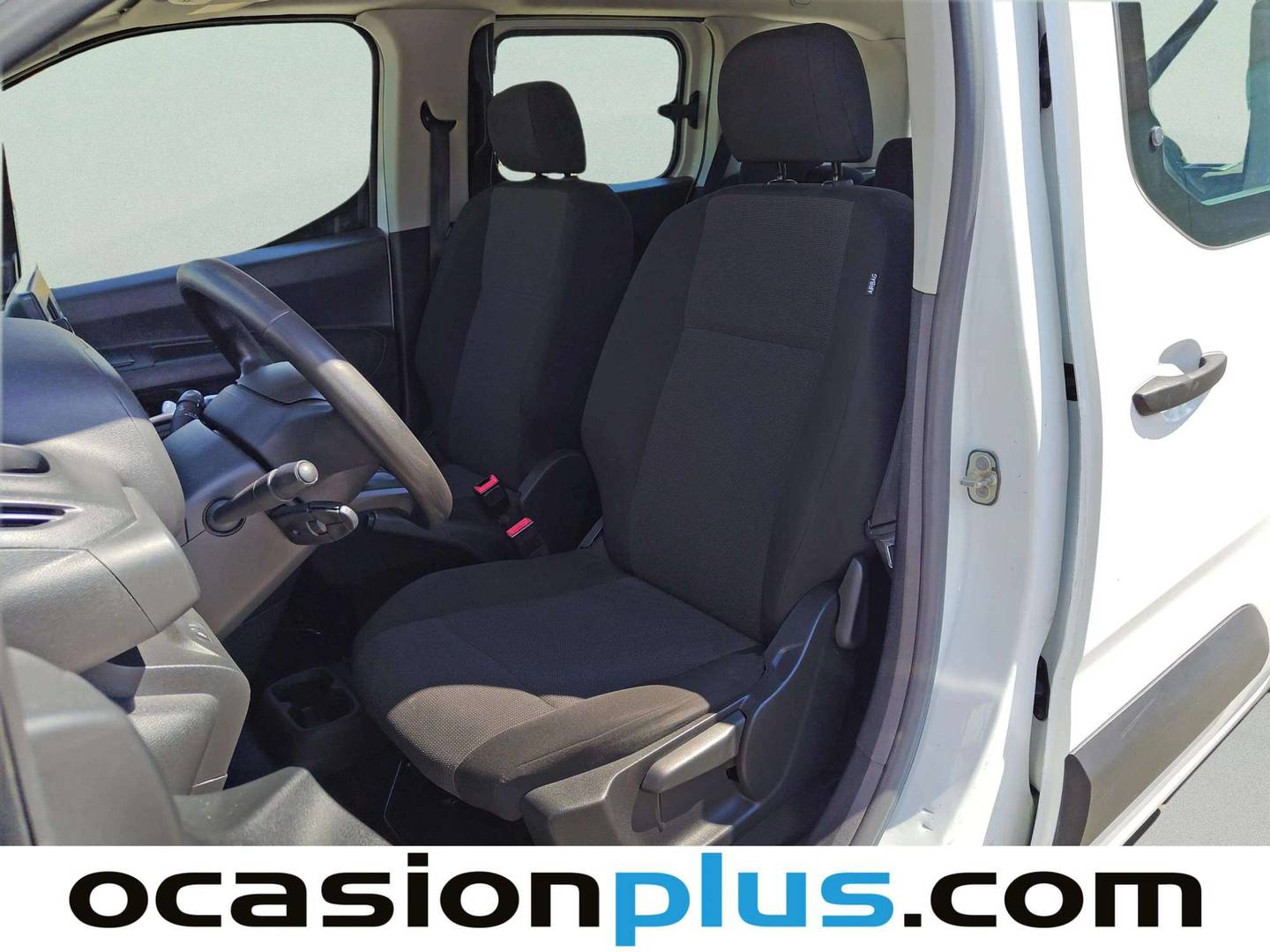 Foto asientos traseros Citroën Berlingo Citroën Berlingo BlueHDi 100 Talla M Live Pack (102 CV)