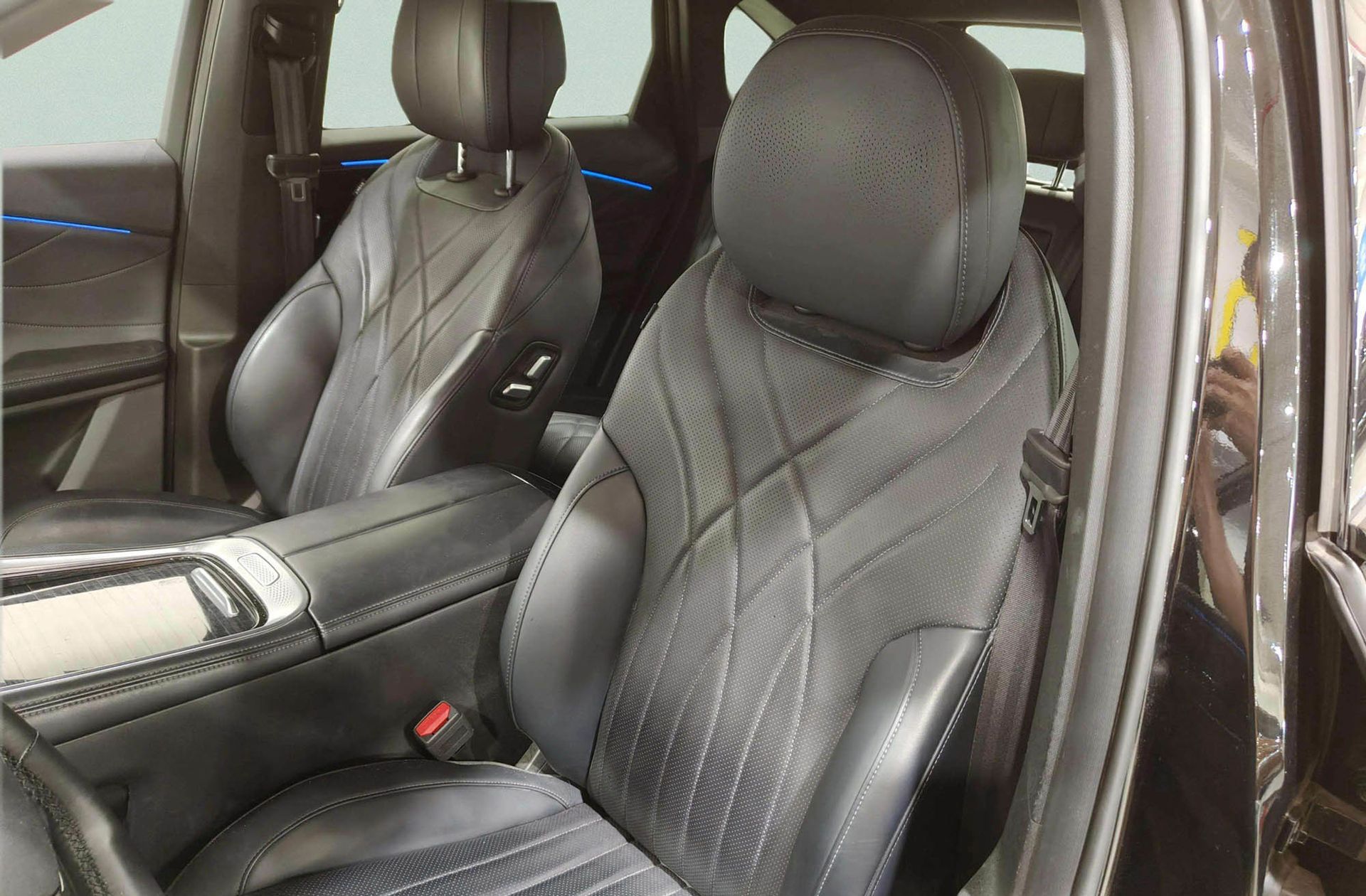Omoda 9 1.5 T-GDi SHS Premium AWD 4x4 - foto 8