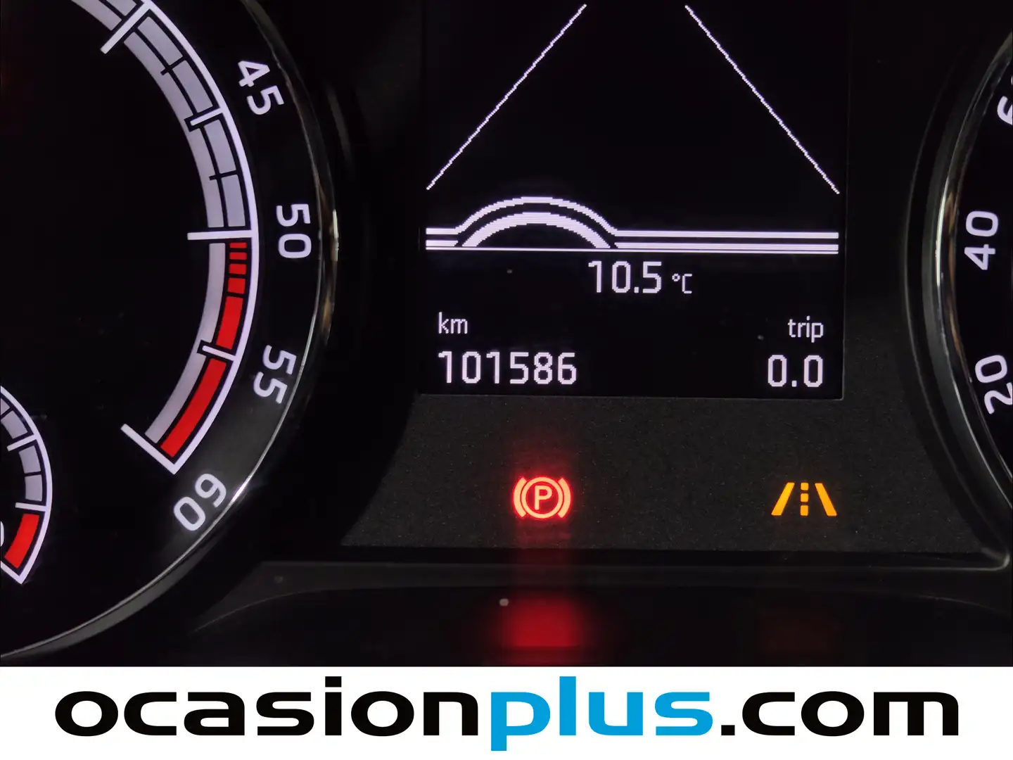 Foto Skoda Karoq Skoda Karoq 2.0 TDI Ambition 4X4 DSG (150 CV)