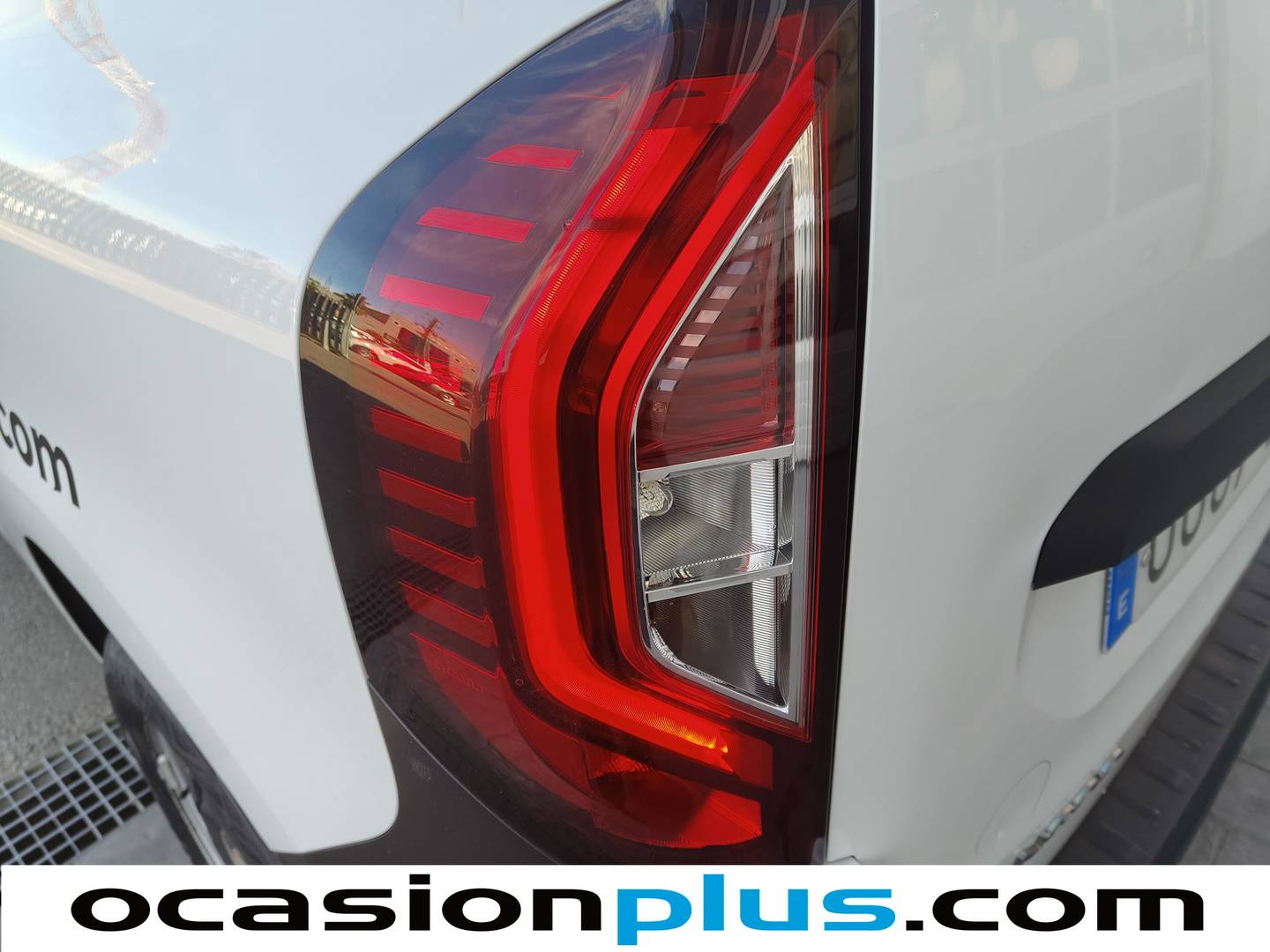 Renault Kangoo Furgón Renault Kangoo Furgon Furgon Profesional Abrete Sesamo por Renault dCi (75 CV) seminuevo