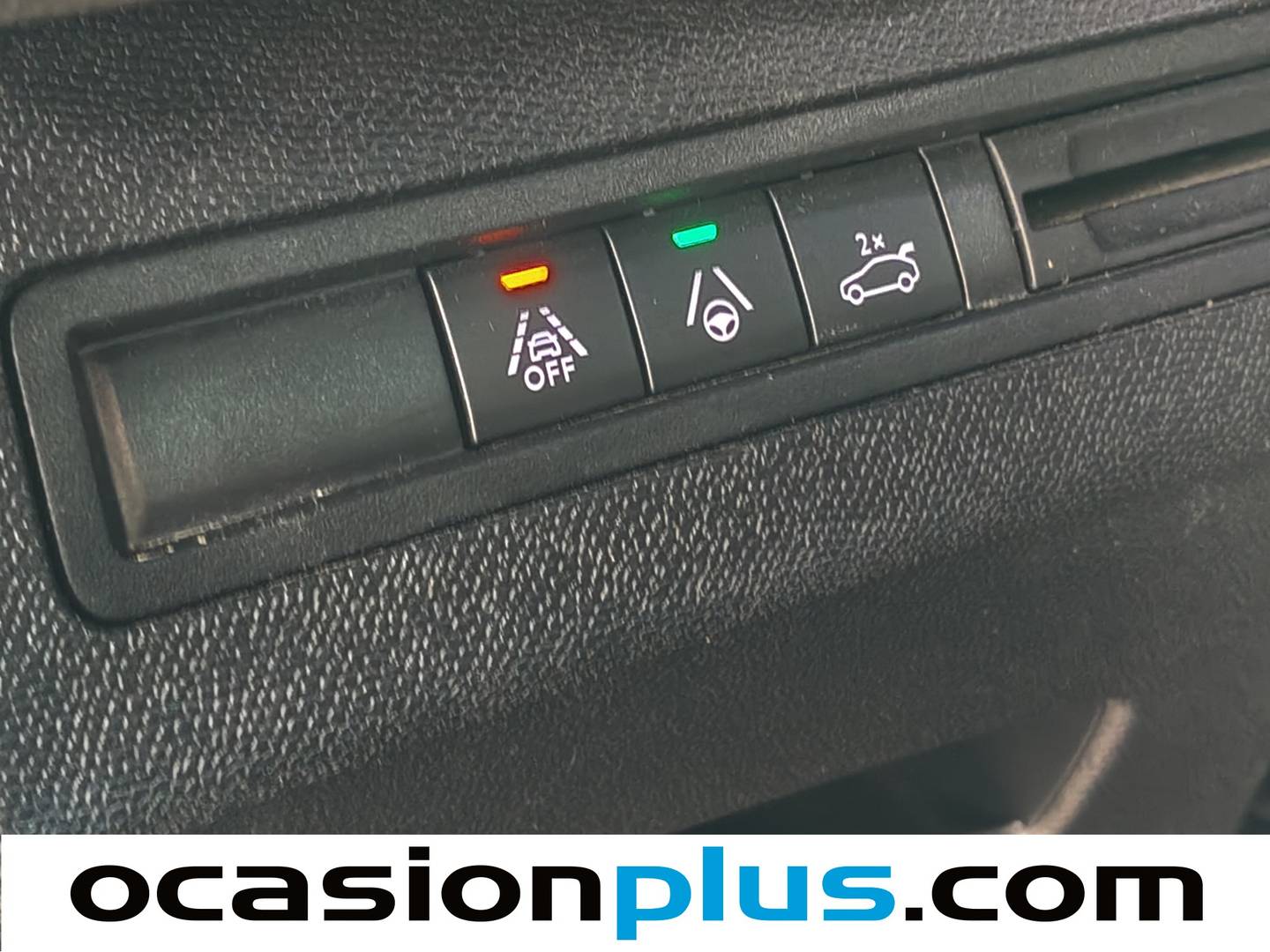 Foto Peugeot 3008 Peugeot 3008 PureTech 130 S&S GT EAT8 (130 CV)